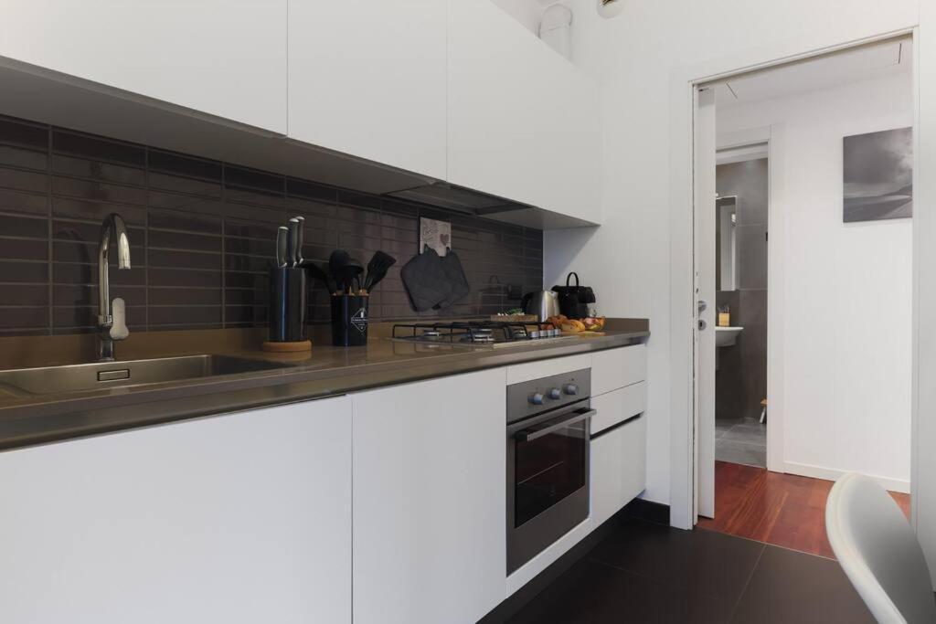 Comfort Centrale With Fast Wifi And Free Netflix Apartment Mailand