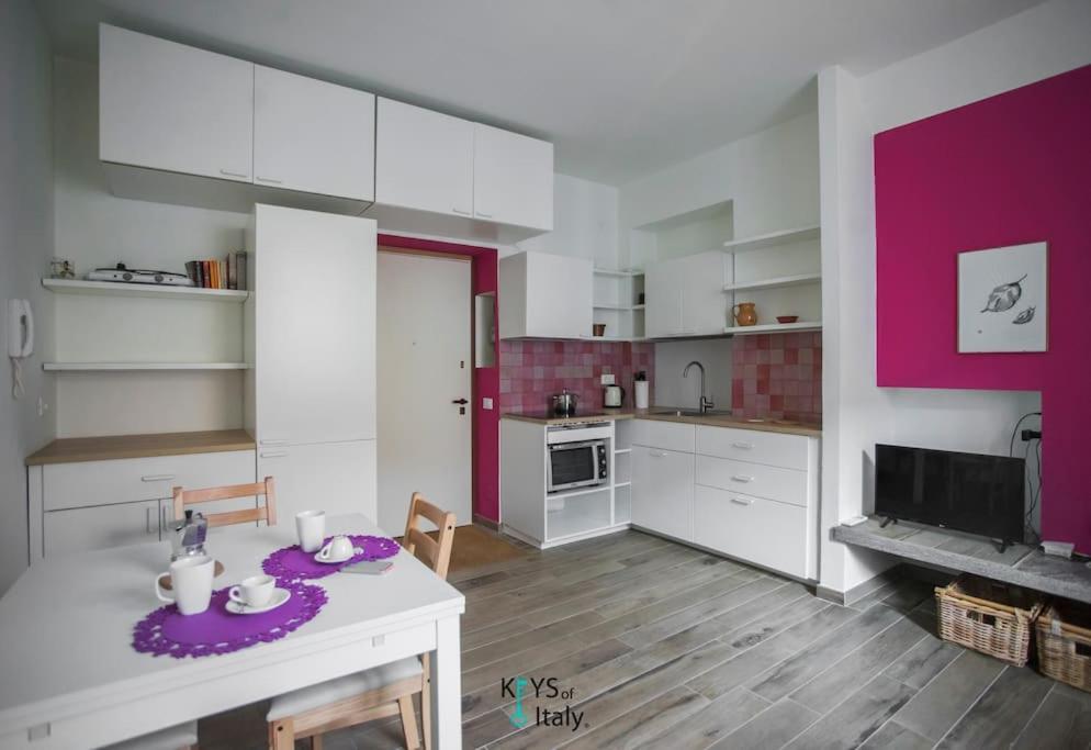 Apartamento Keys Of Italy - Montenero 27 / A Shot Of Rose Milão