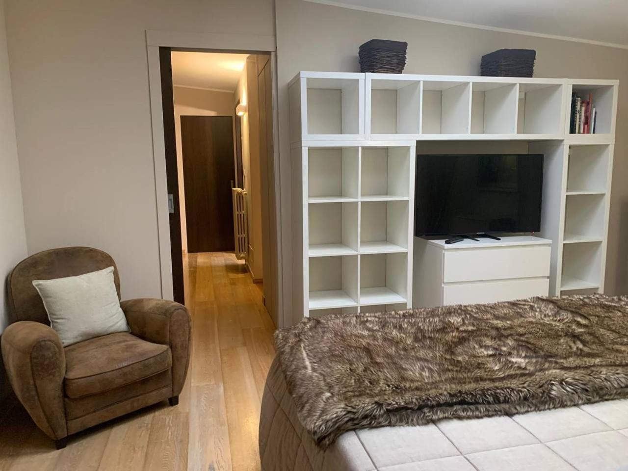 Residenza Taliedo, In Casa Privata, Abitata, Solo Doppia E Bagno Personale Hospedagem domiciliar Milão