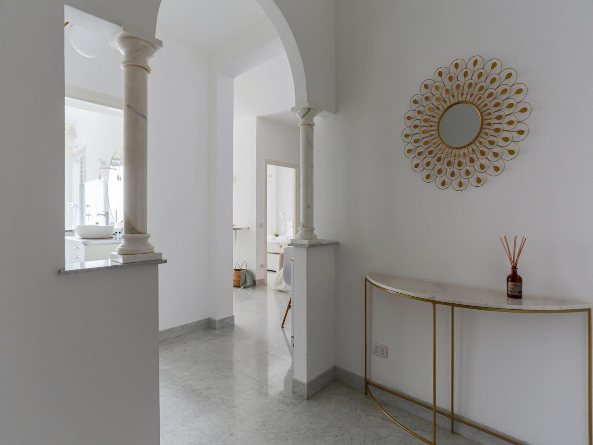 Aparthotel The Best Rent - Bright Two-bedroom In Central Station Area