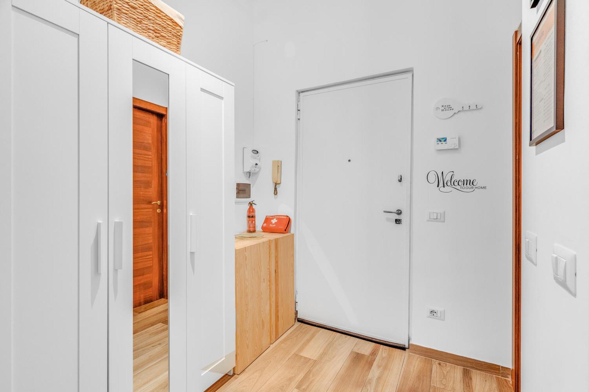Ellebnb - Wifi, Netflix E Metro M2 A 100 Metri Apartamento *