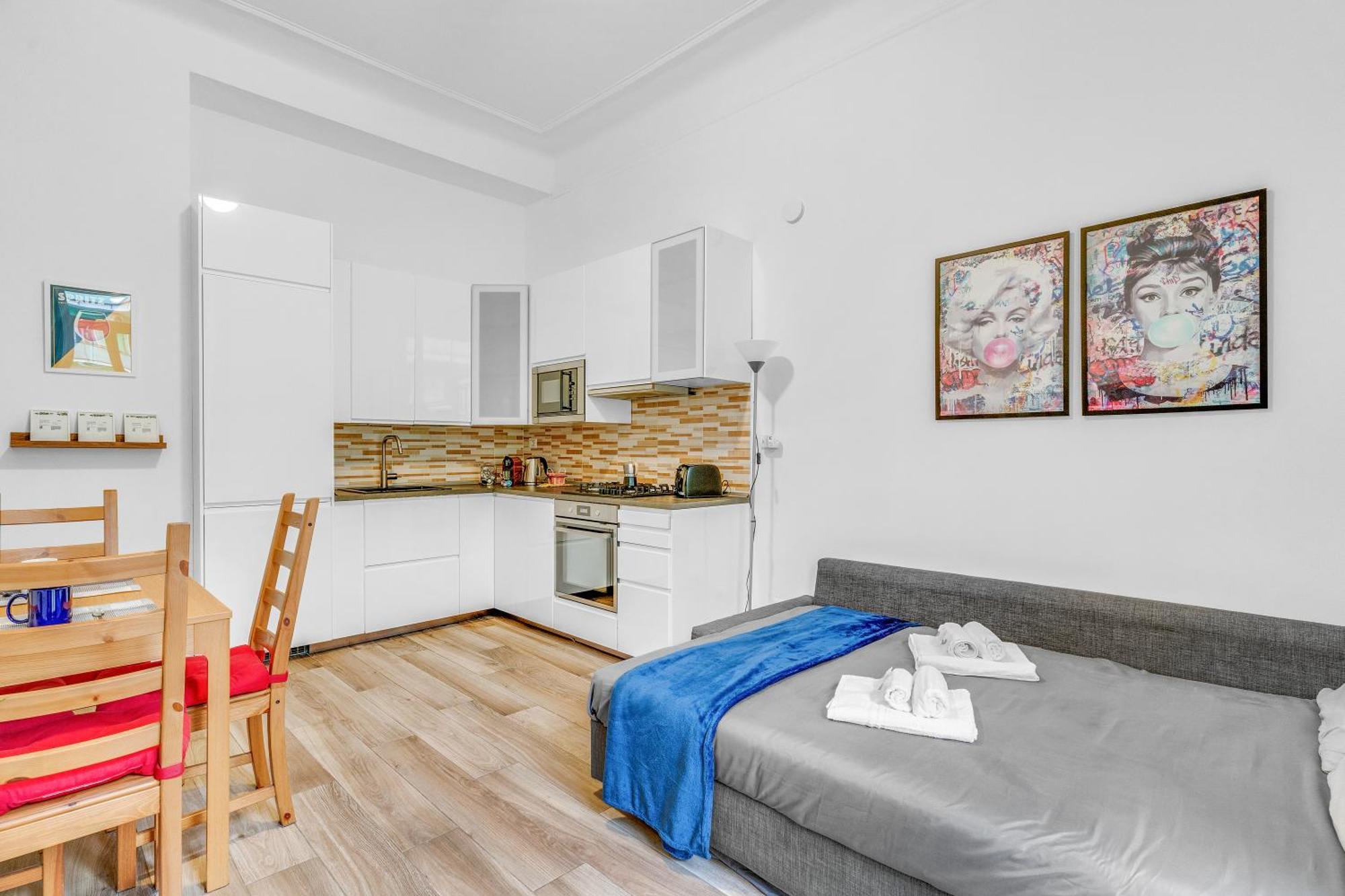 Ellebnb - Wifi, Netflix E Metro M2 A 100 Metri *