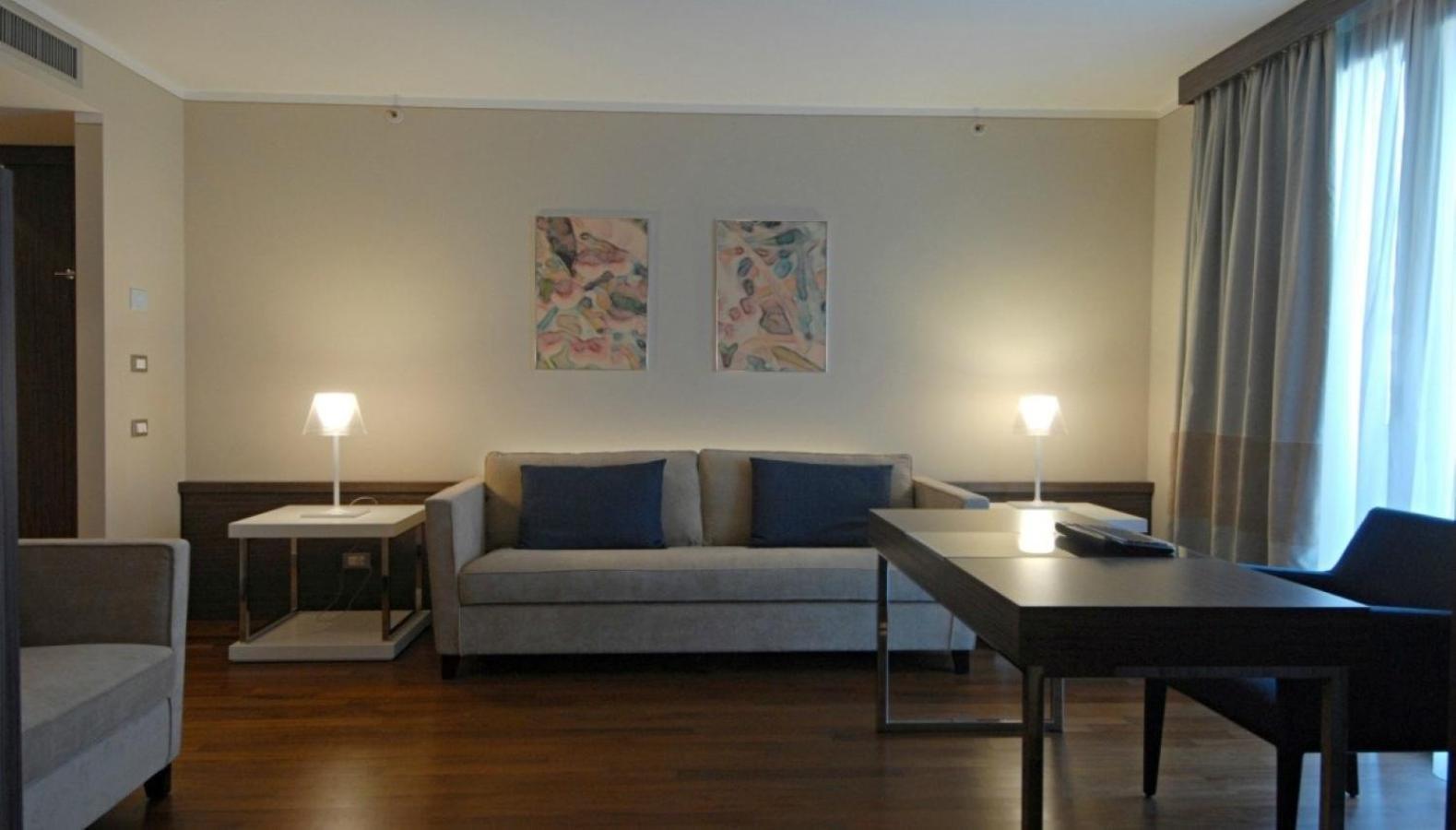 Hotel Ramada Plaza By Wyndham 4*