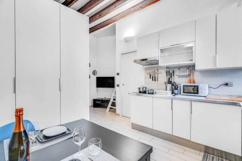 Apartment Duomo M1 - Jdn House Con Wi-fi E Smart Tv Mailand