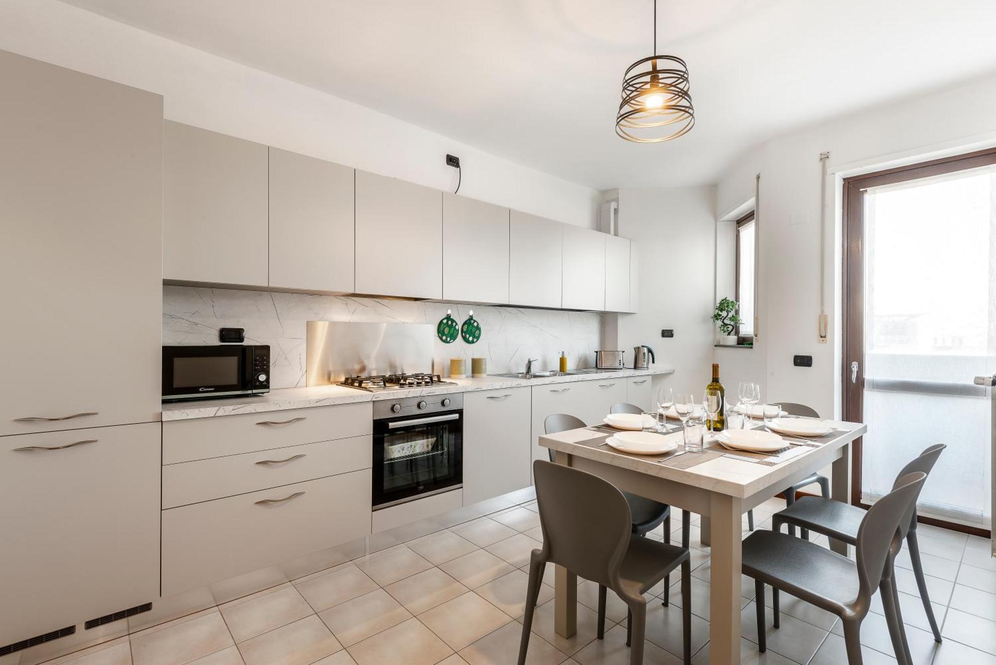 Apartment Stayeasy Sesia5 - 4 Bedrooms Penthouse, 2 Baths Mailand