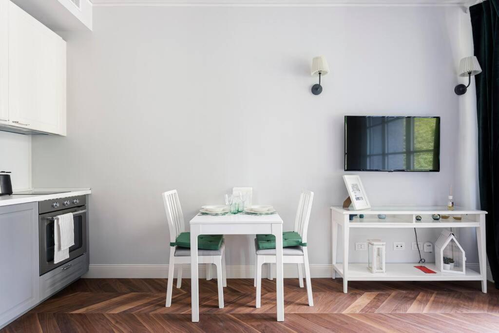 Unique In The Heart Of Apartment *