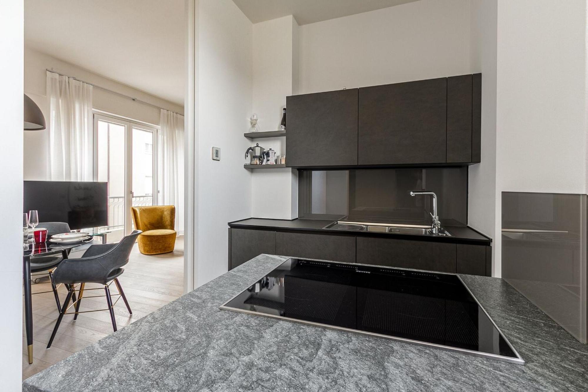 Apartamento 1br Uberto Visconti Di Modrone A With Balcony In *