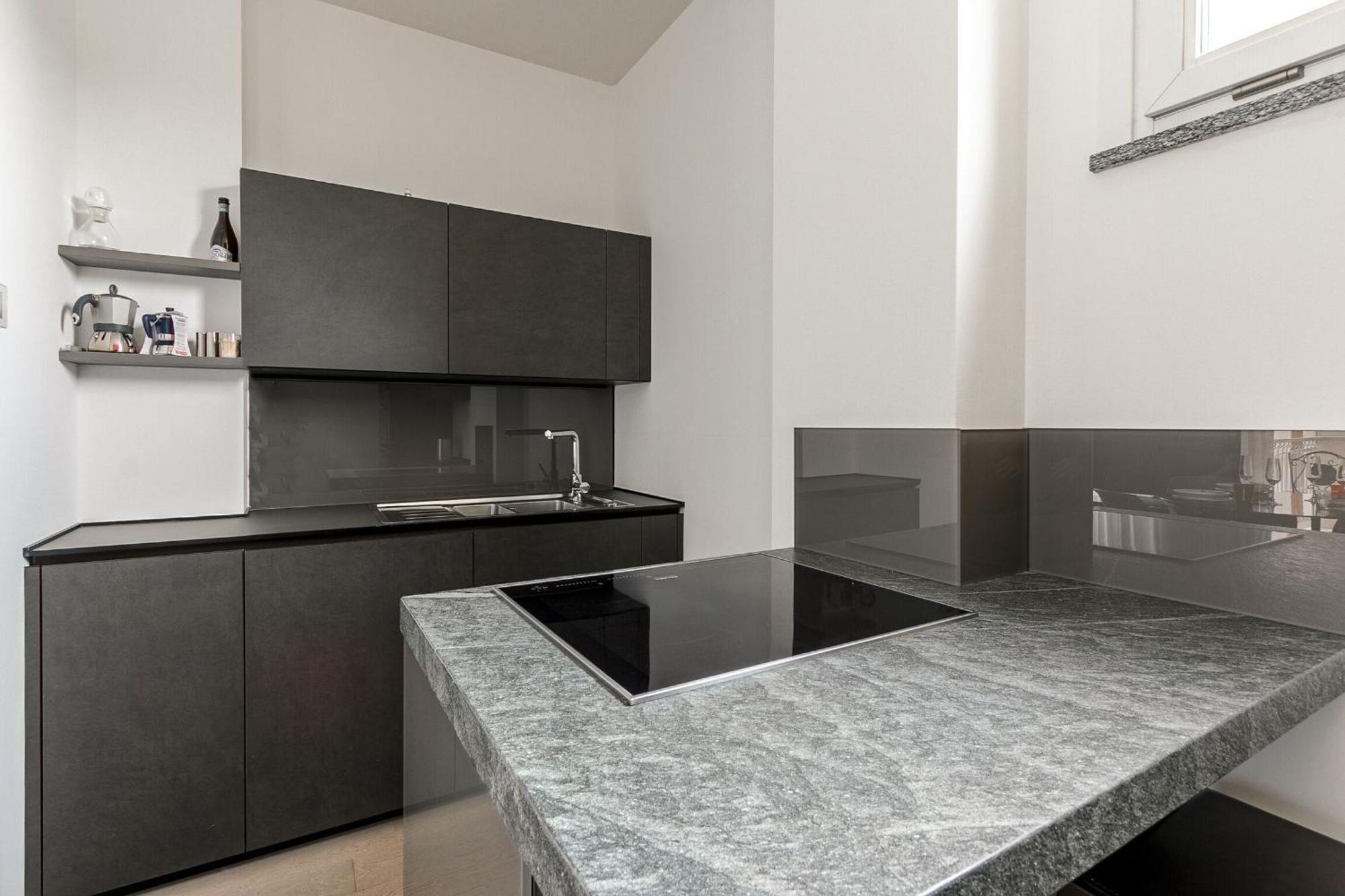 1br Uberto Visconti Di Modrone A With Balcony In *