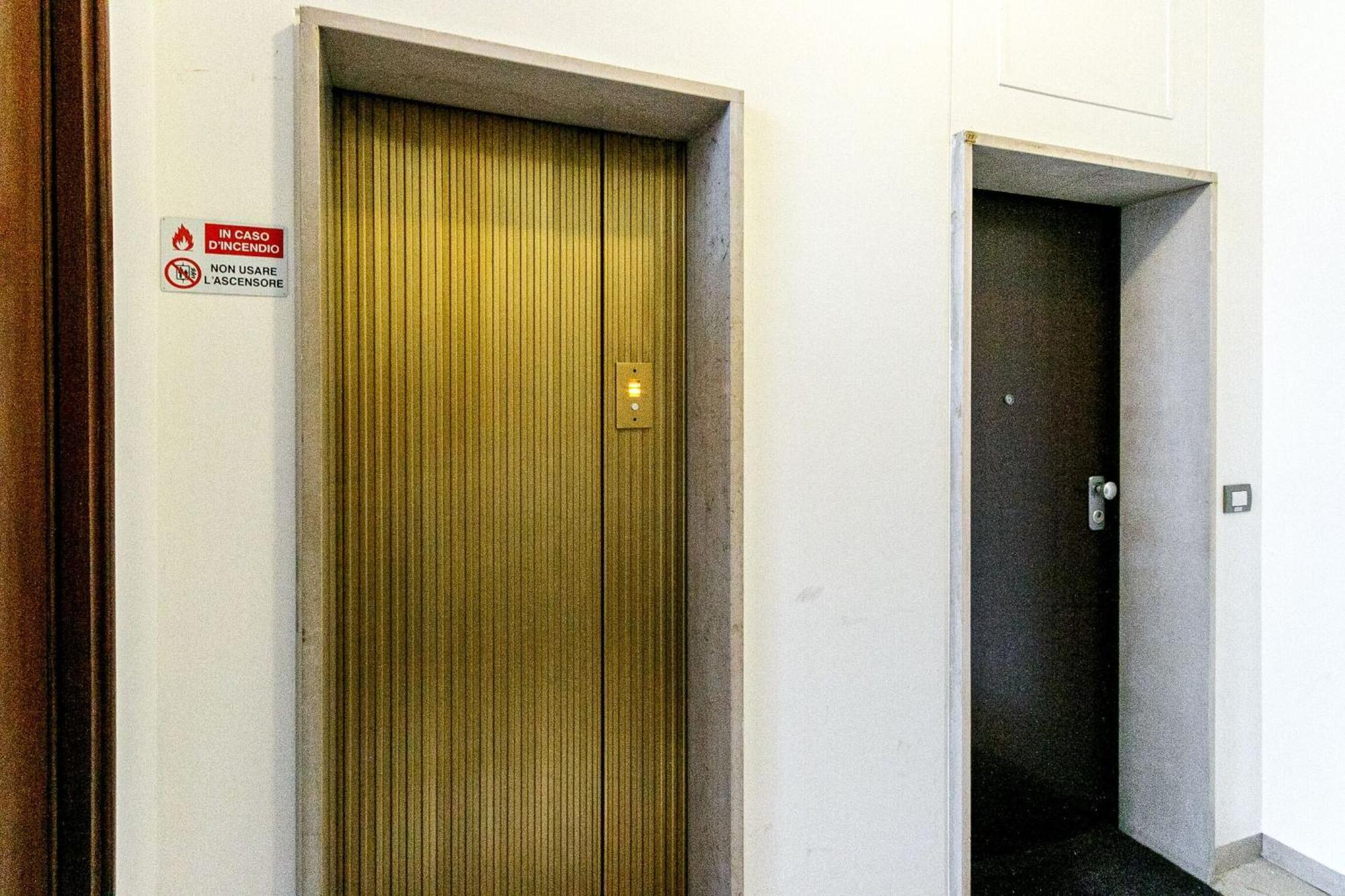 1br Uberto Visconti Di Modrone A With Balcony In Milão