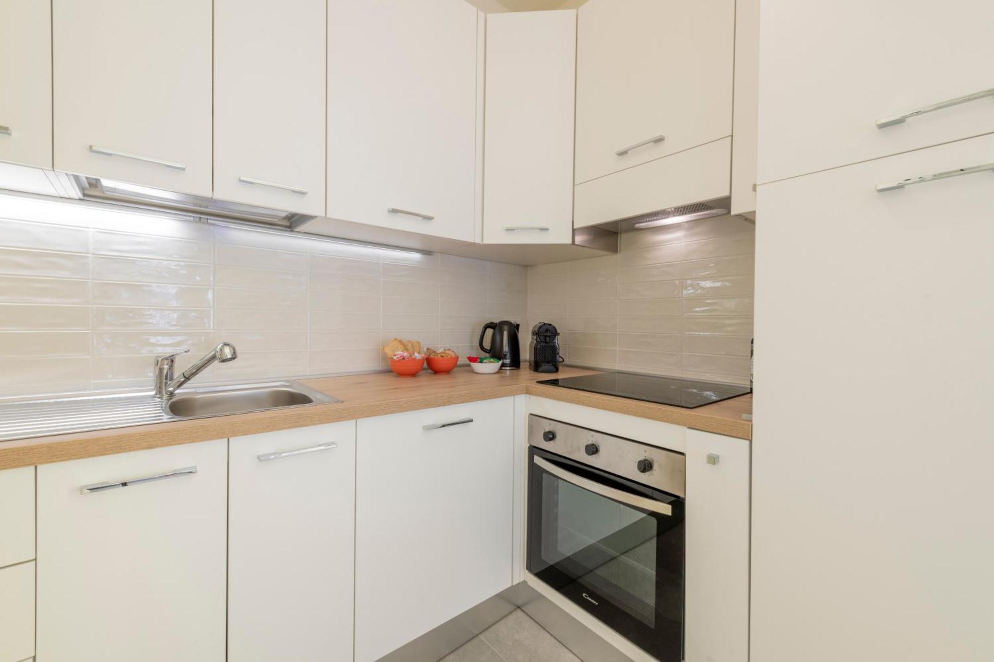 Apartamento Maloja, 10 - Casa Maloja - Ampio