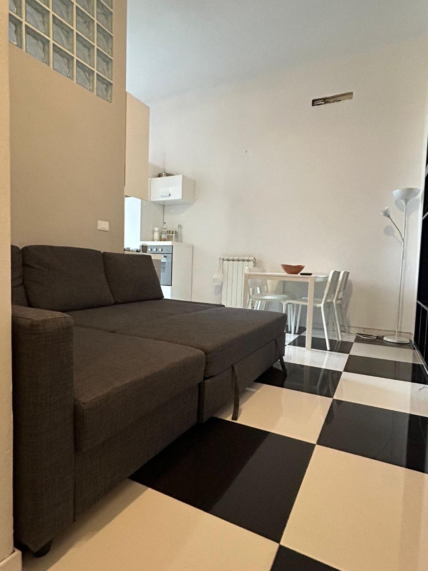 Ampio Bilocale Sui Navigli Apartment