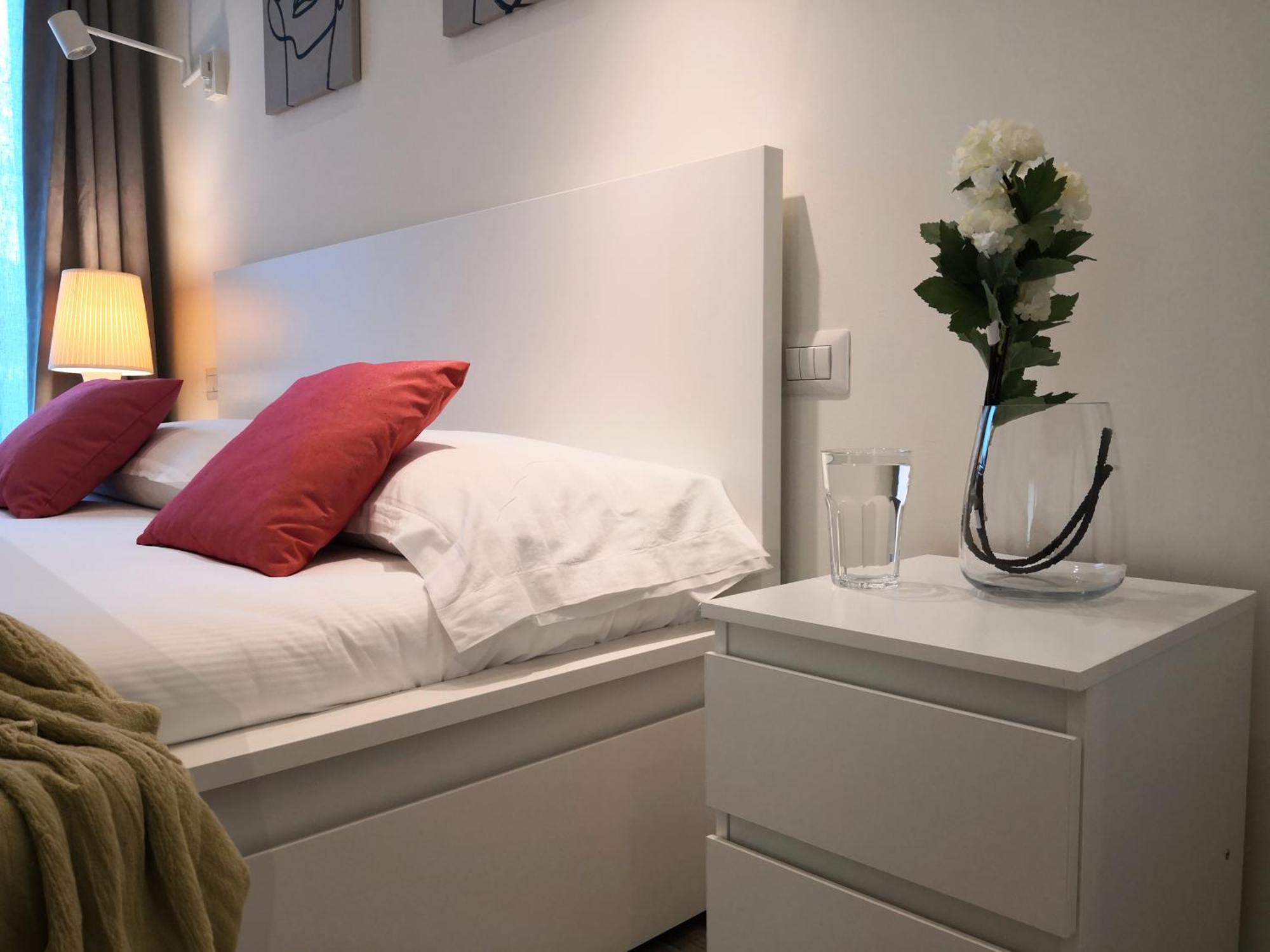 Ihost - Arganini 22 Mailand