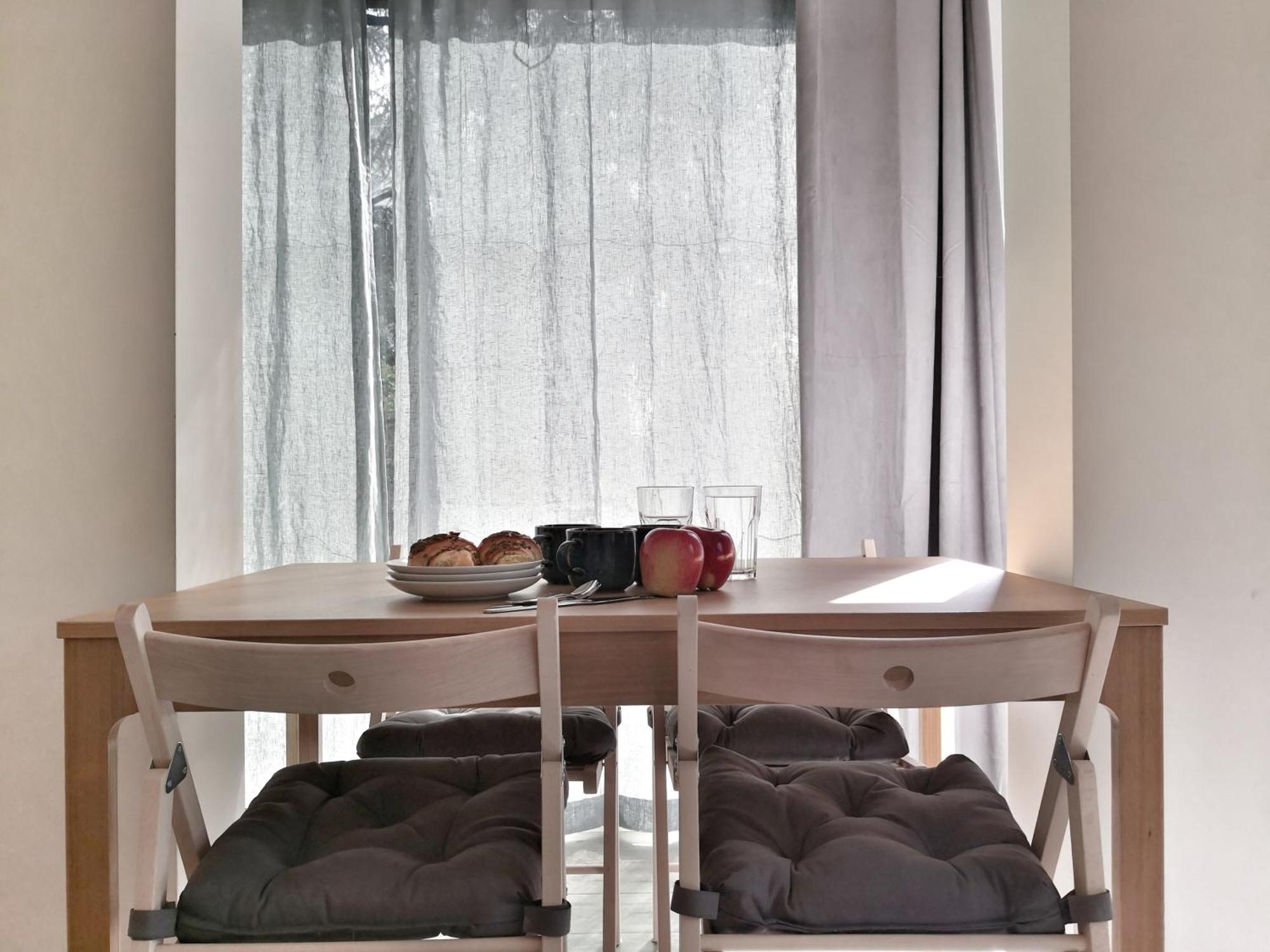 Ihost - Arganini 22 Mailand
