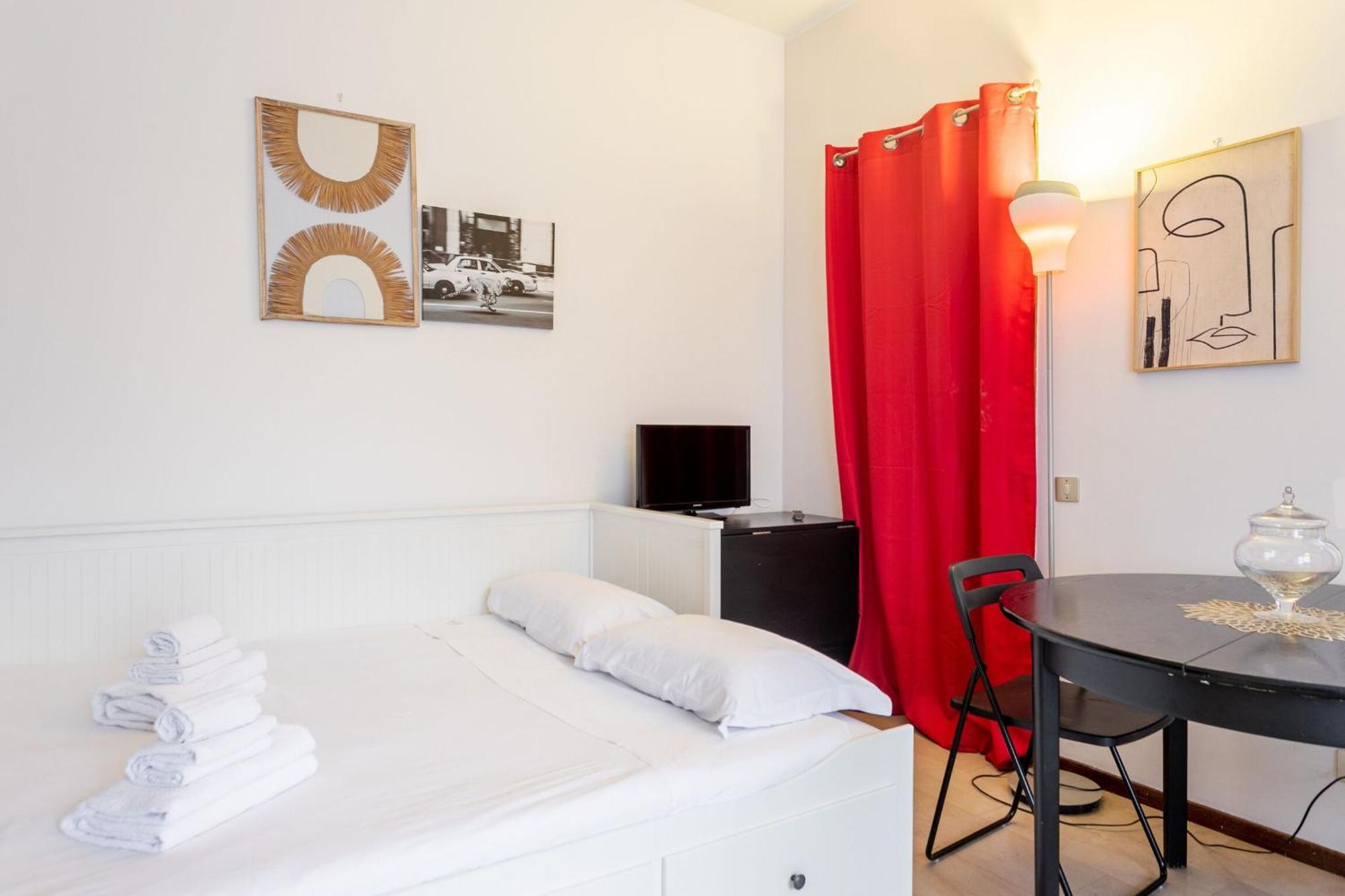 Apartment Rucellai With Shared Pool By Halldis Mailand