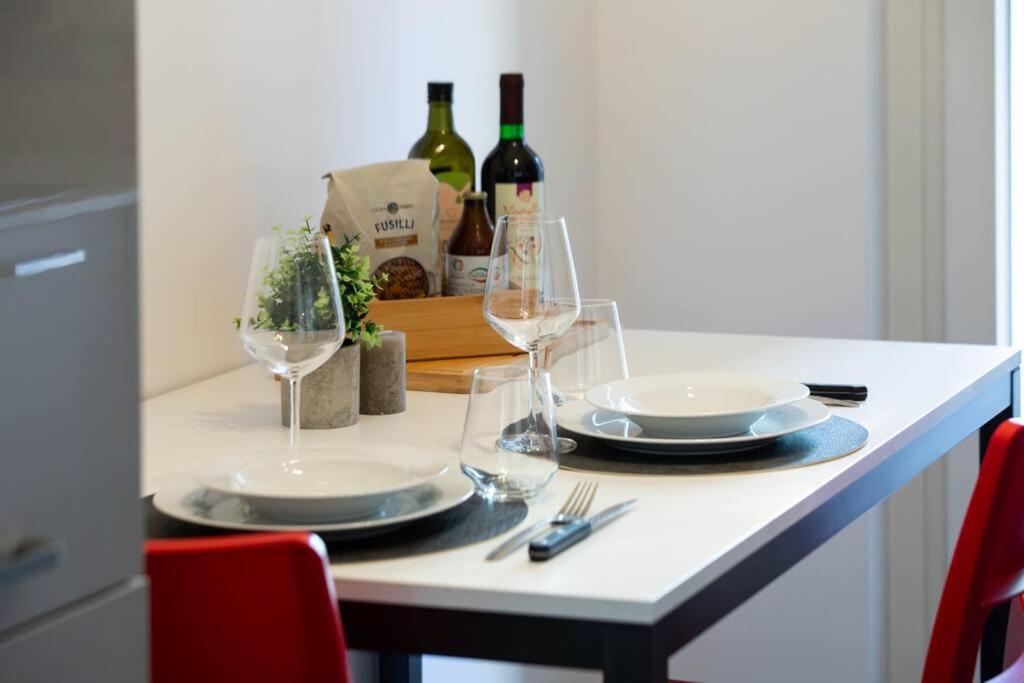 - Comfort Con Terrazza Apartment Milan