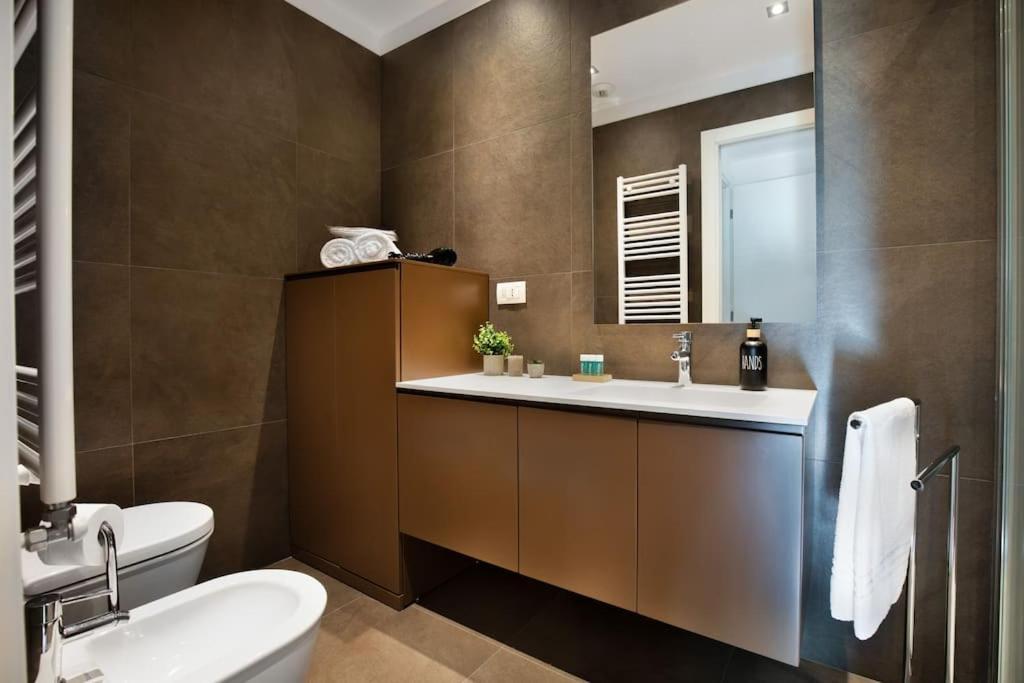 - Comfort Con Terrazza Apartment