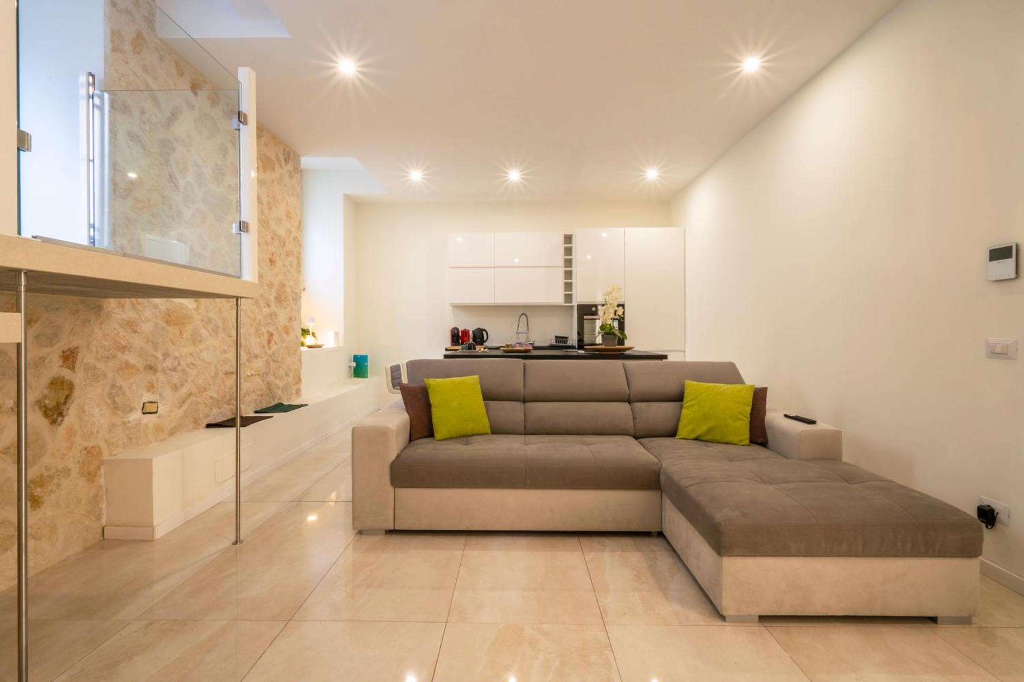 Apartment Hayez 3 Milan