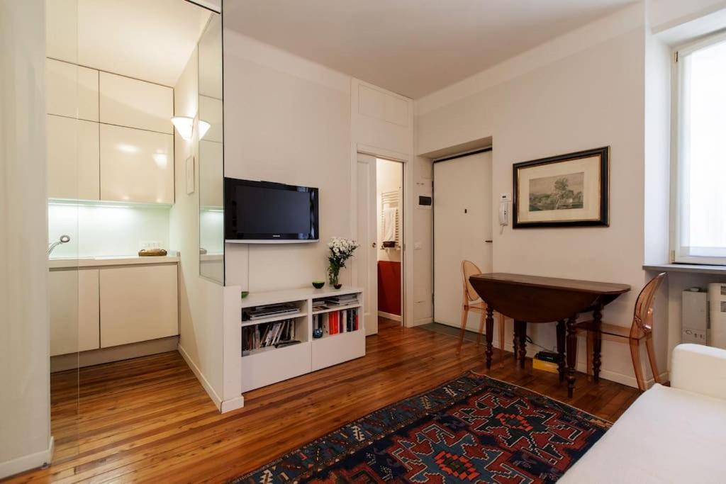 Apartamento Charming In Porta Venezia Milão