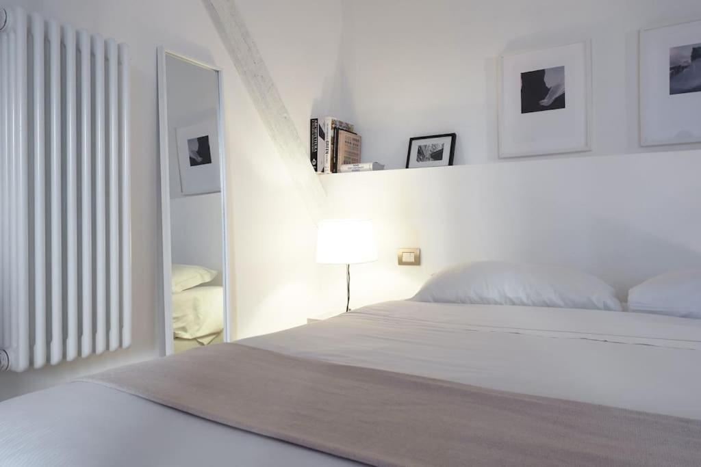 Contempora - Bilocale Ascanio Sforza 9 Apartamento Milão