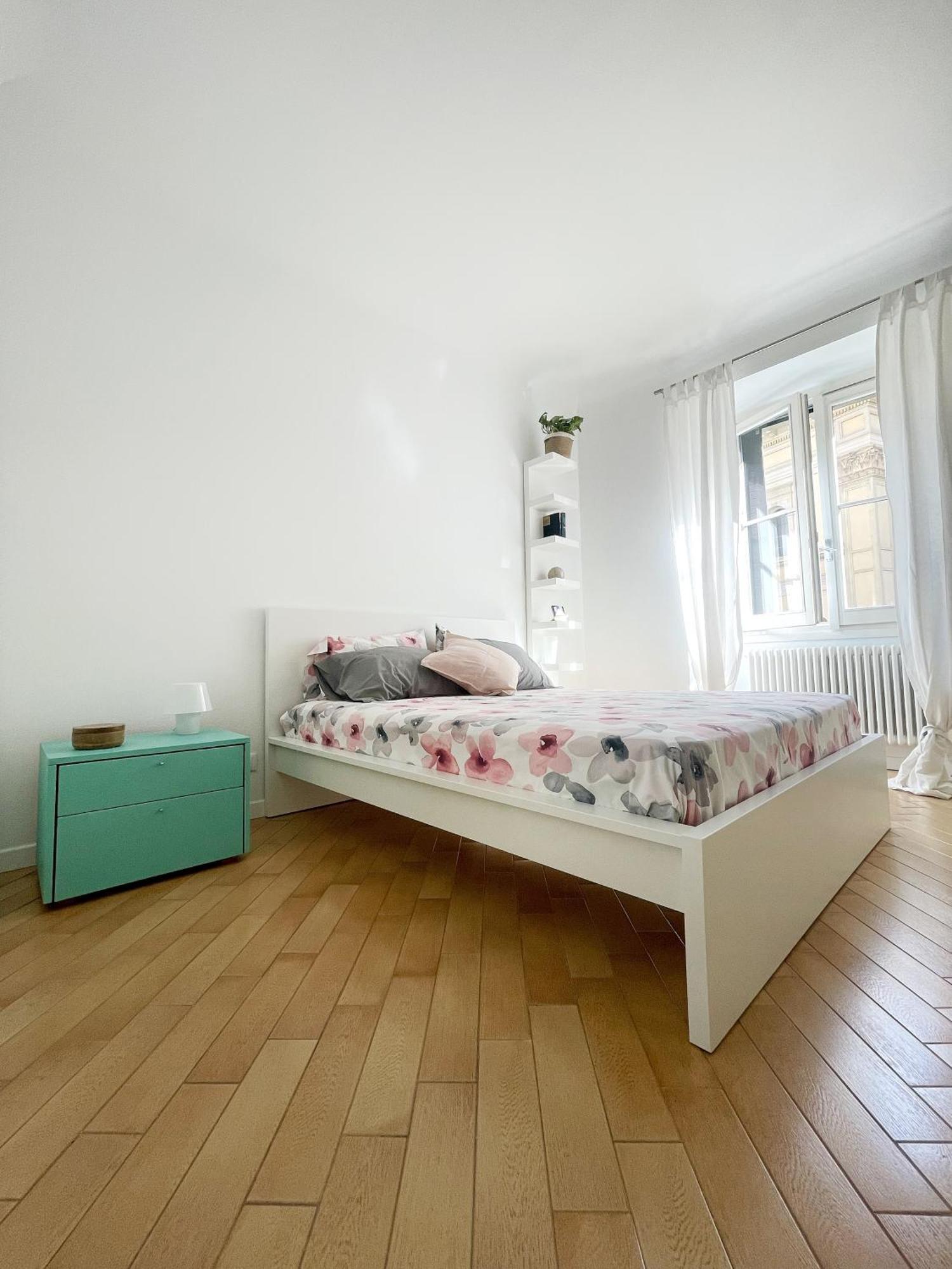 Ampio E Accogliente Bilocale - Fara 1, Porta Nuova Apartment Milan