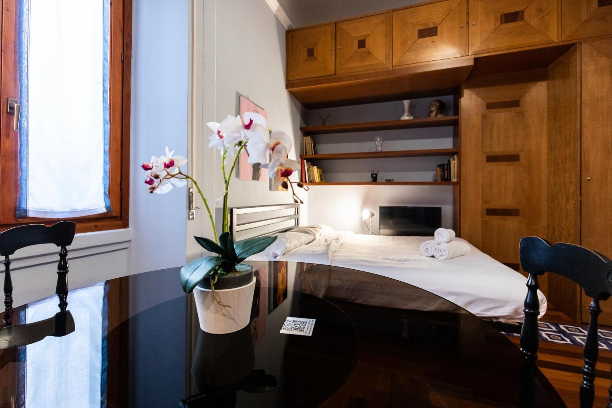 Apartment Ariosto Elegant - Near M1 And Cadorna Station *