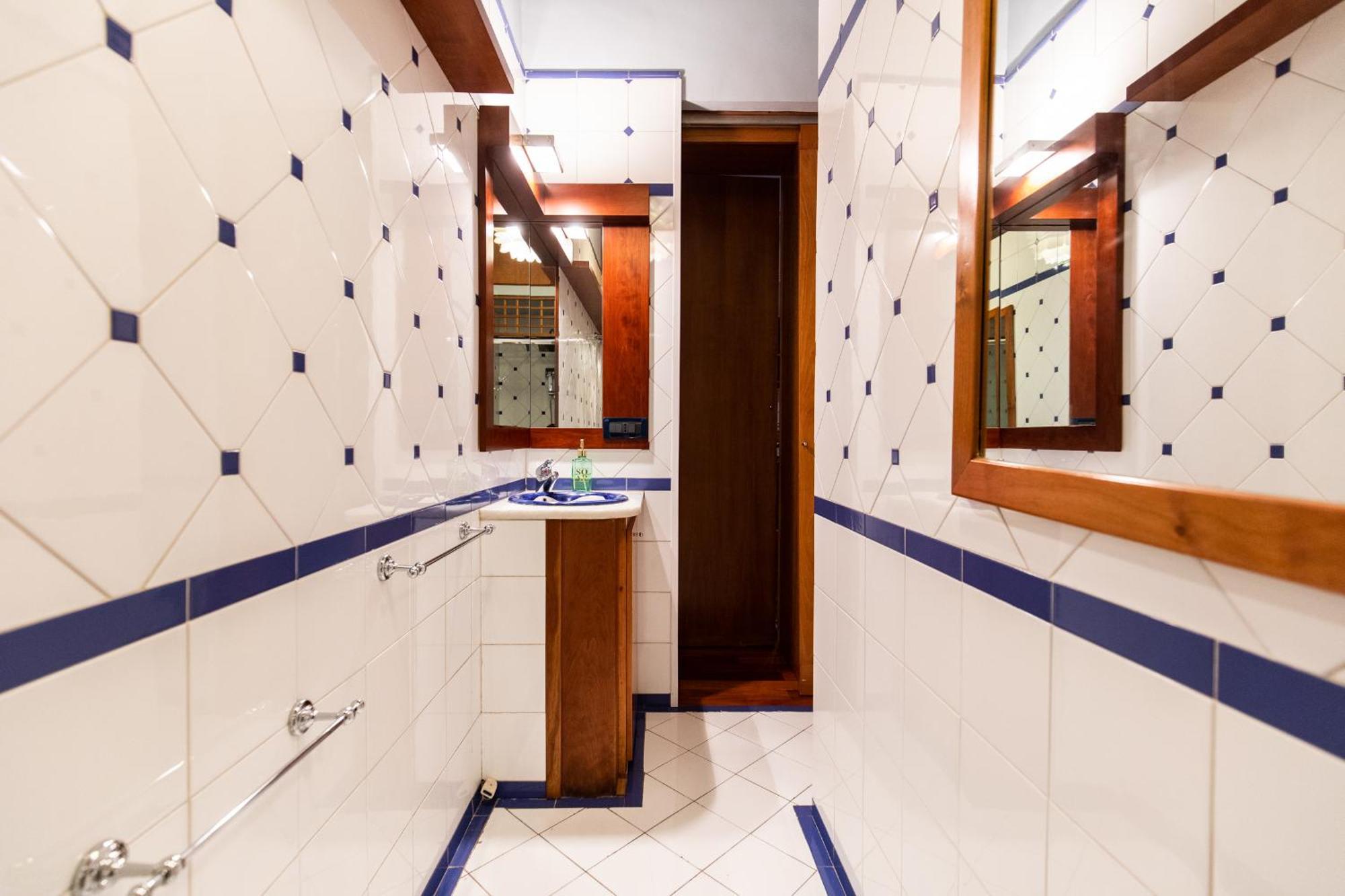 Apartment Ariosto Elegant - Near M1 And Cadorna Station