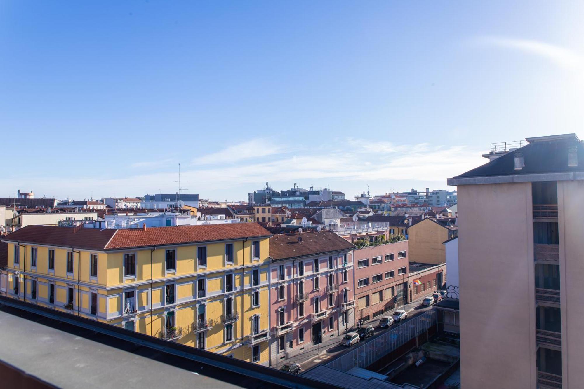 Skyview - Penthouse Few Steps From Metro Milan