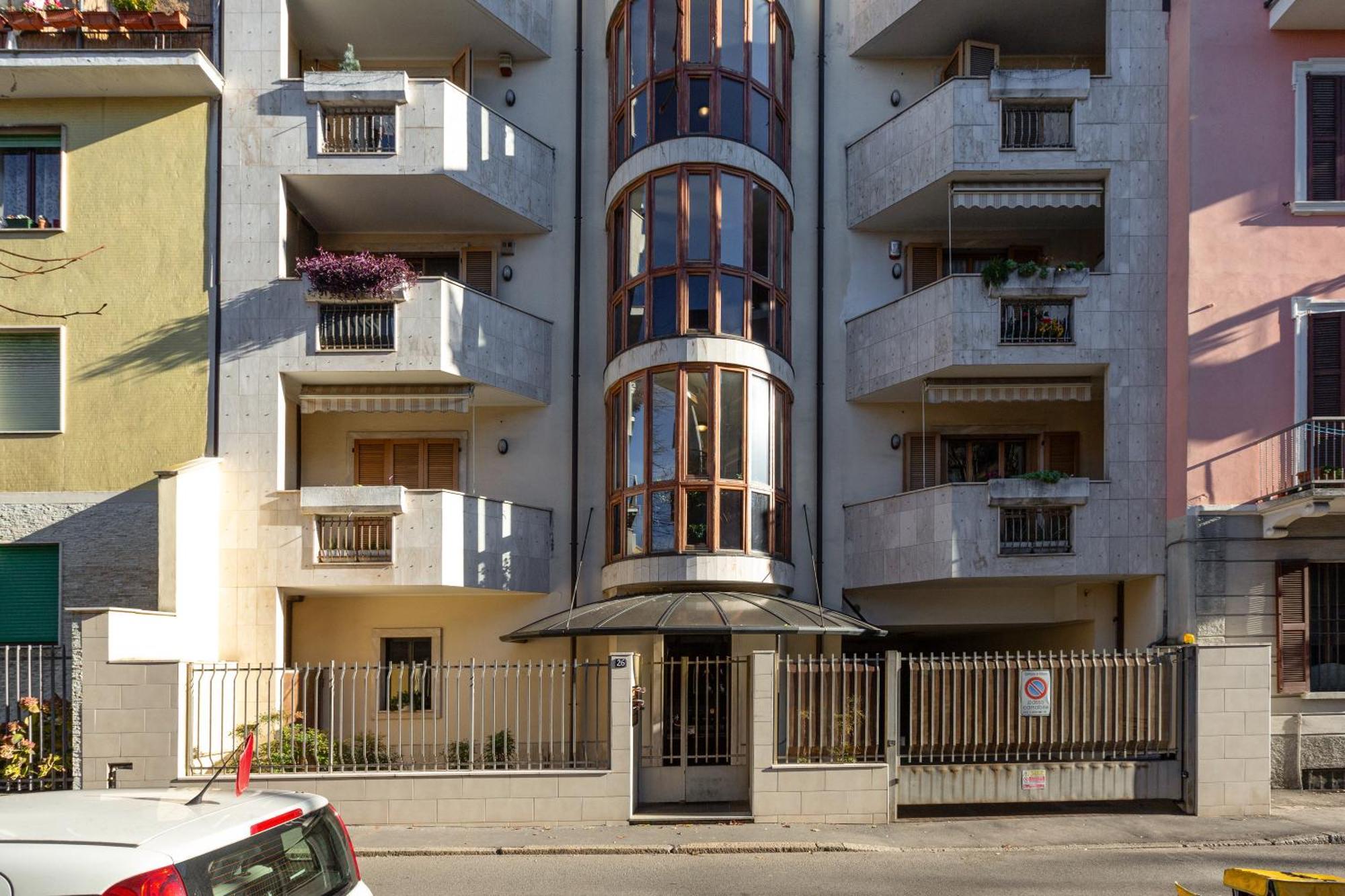 Apartment Comfy Only 900m From Affori Fn Station! *