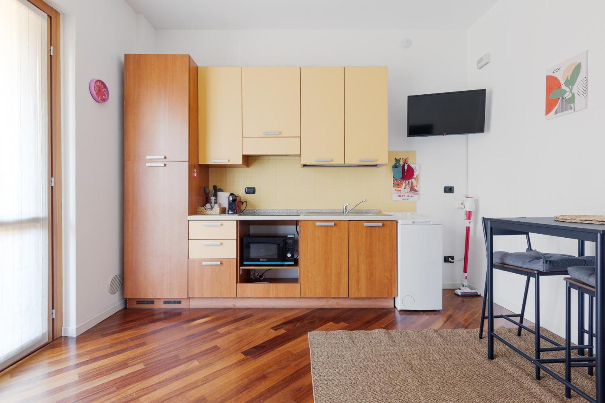 Comfy Only 900m From Affori Fn Station!