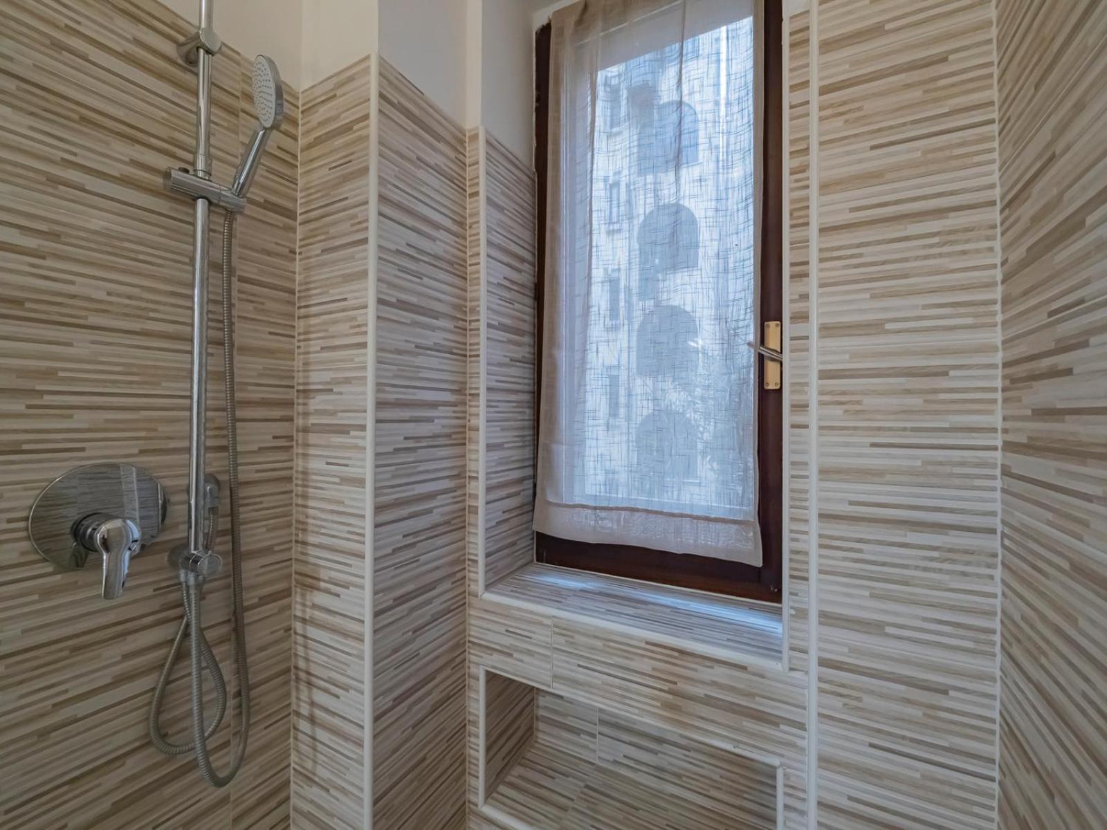 Ihost - Lucania 3 Apartamento *