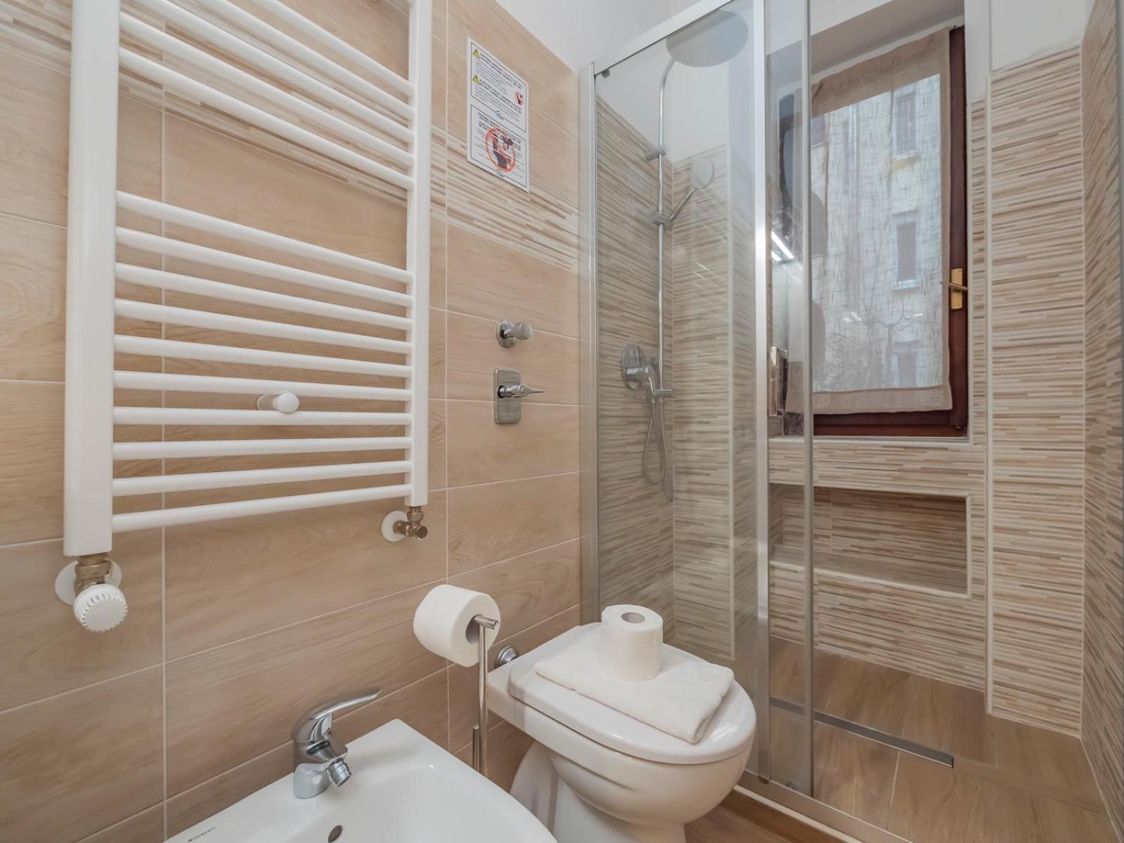 Ihost - Lucania 3 Apartamento Milão