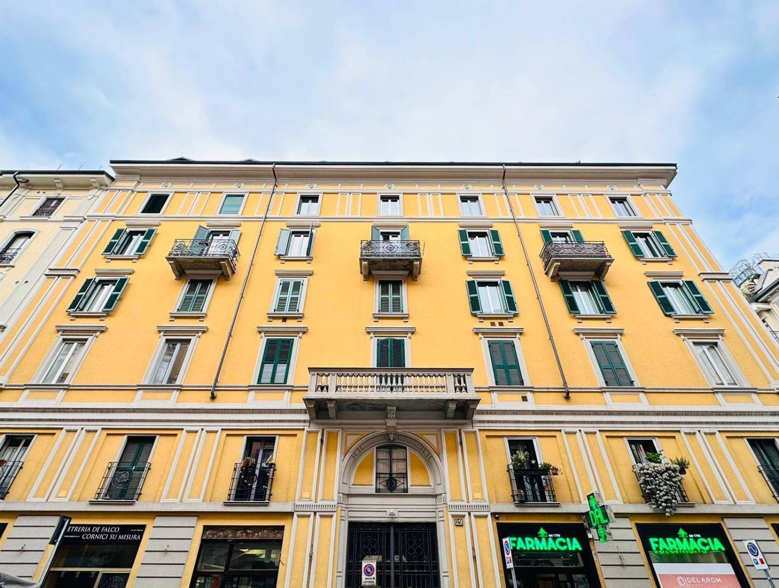 Apartamento Comecasa Vicino Stazione Milão