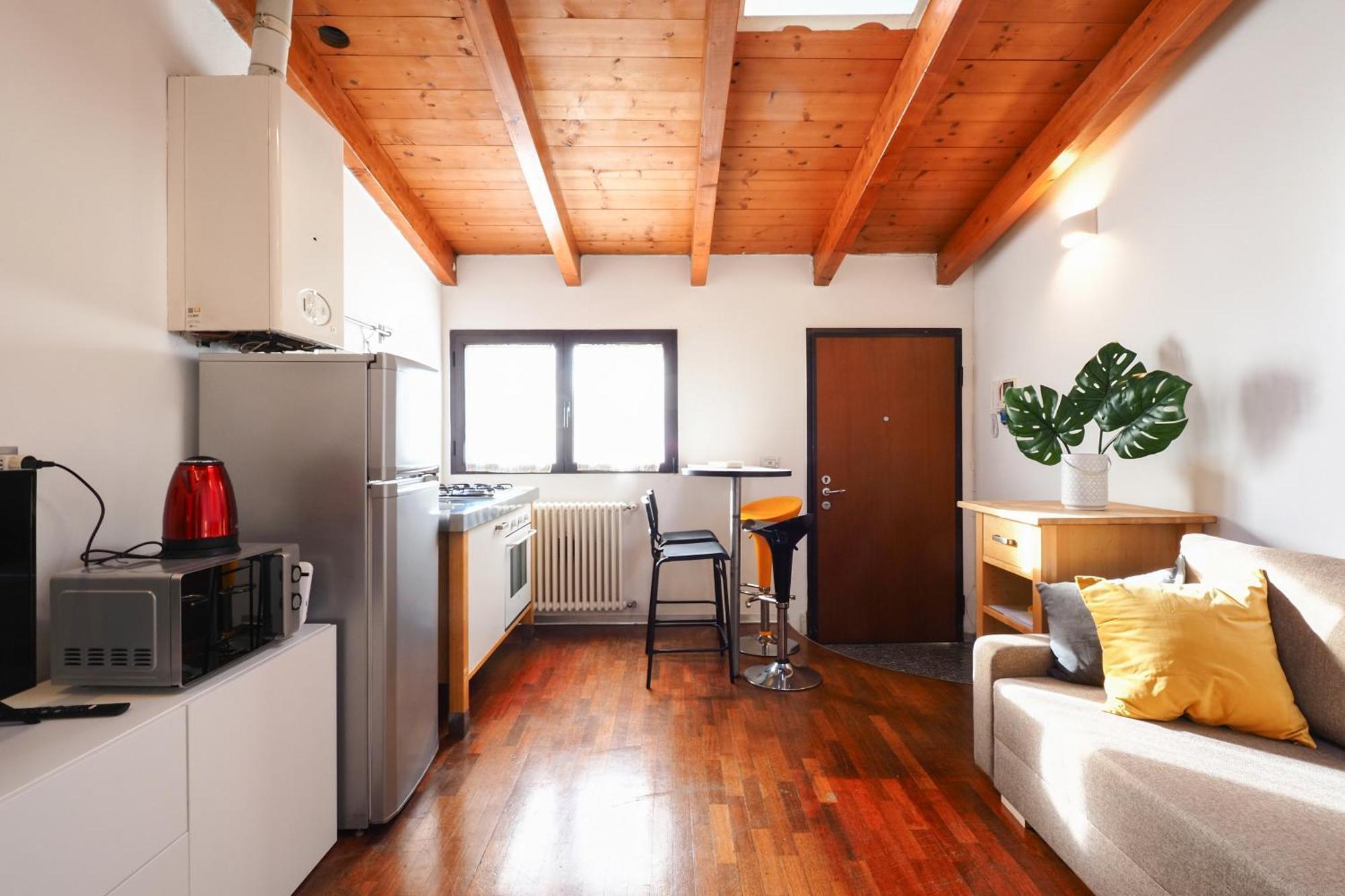 Primopiano - Comune Antico Apartment Milan