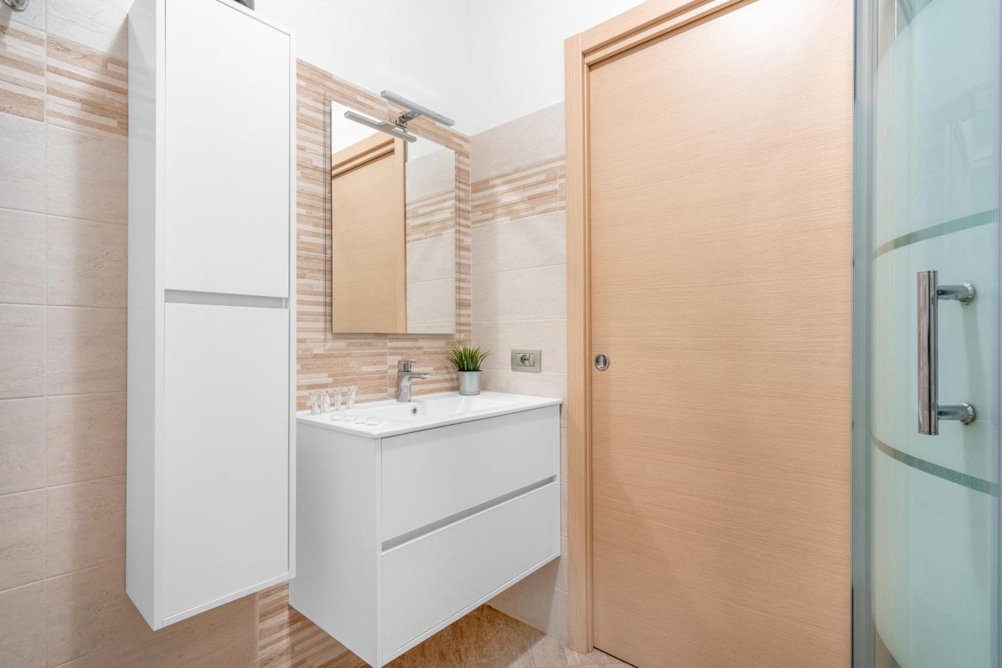 Le14 -duomo-loreto- Wifi - - Modern Apartment