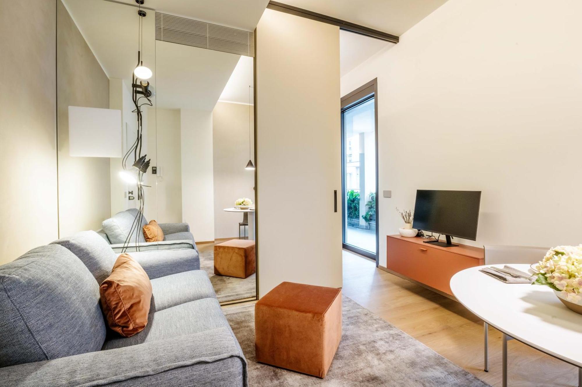 Apartment Exclusive Retreat Few Steps From Duomo - Apt 5 *