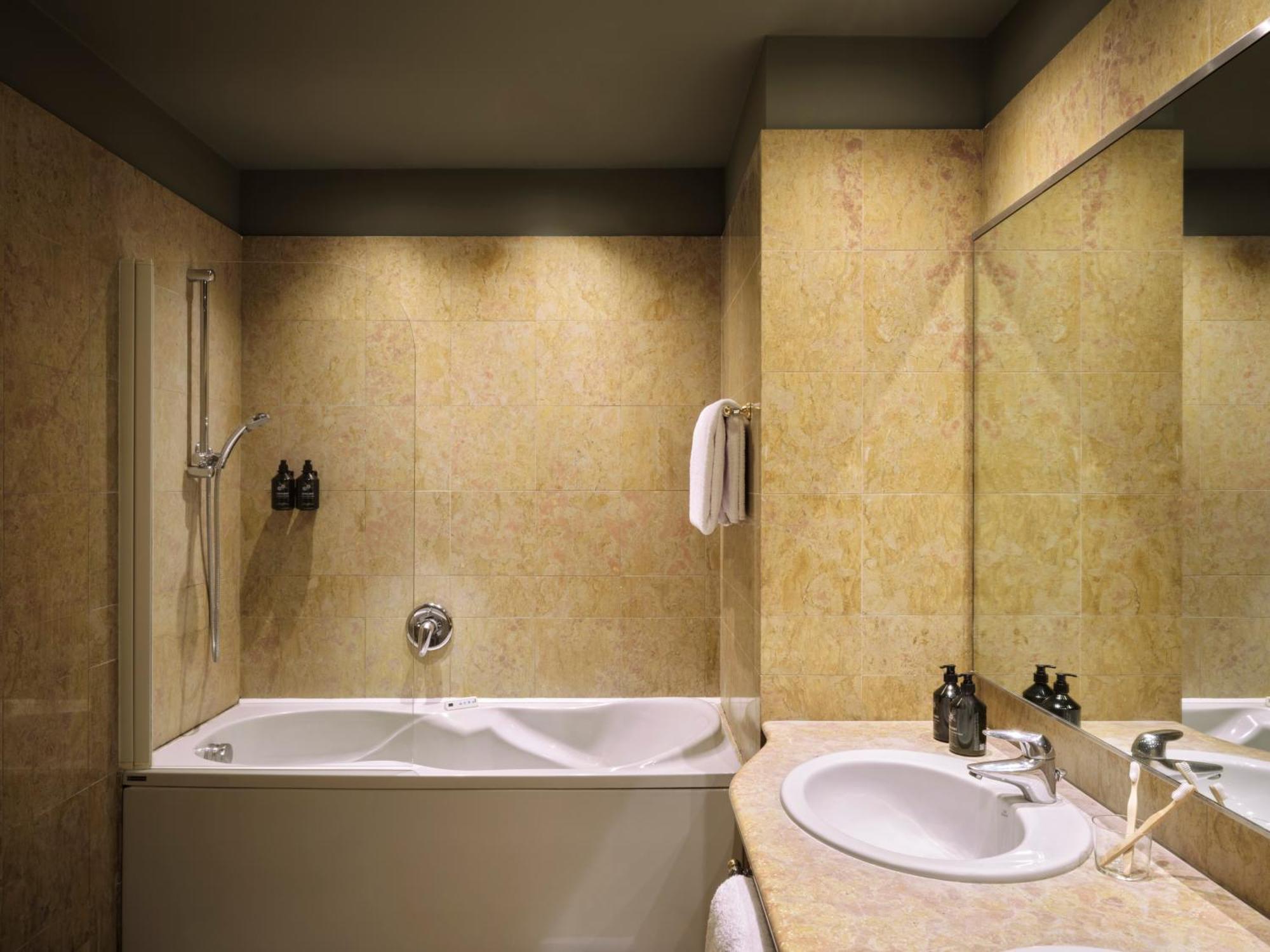 Hotel Max Brown Missori, Part Of Sircle Collection Milan