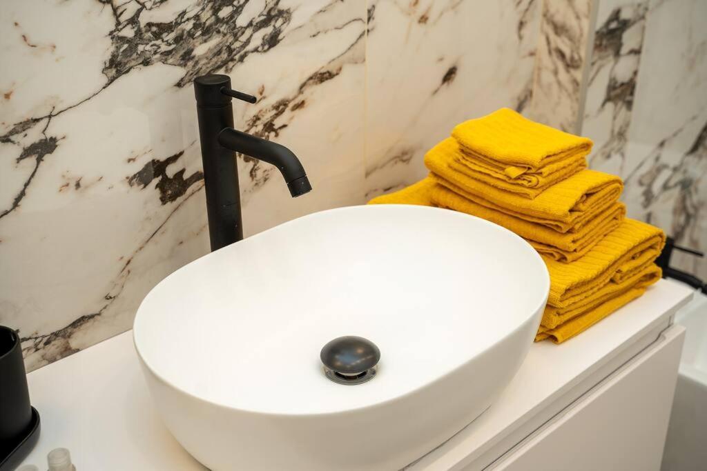 Apartamento Esclusivo Con 2 Da Letto Milão