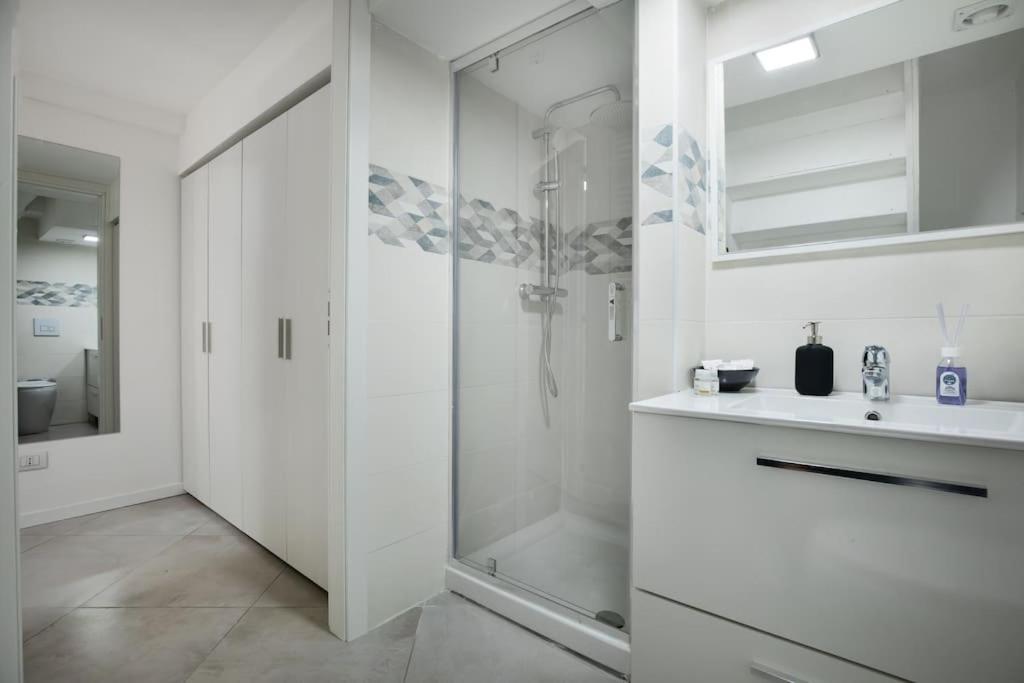 Three-suite With Free Netflix And Fast Wifi * Milan