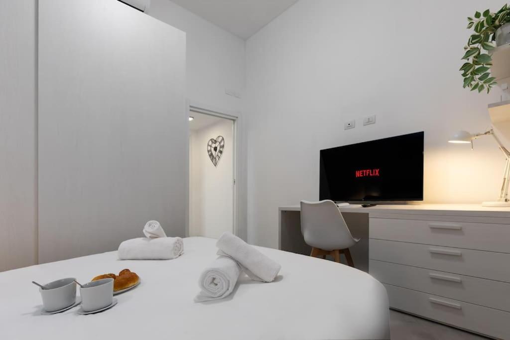 Three-suite With Free Netflix And Fast Wifi *
