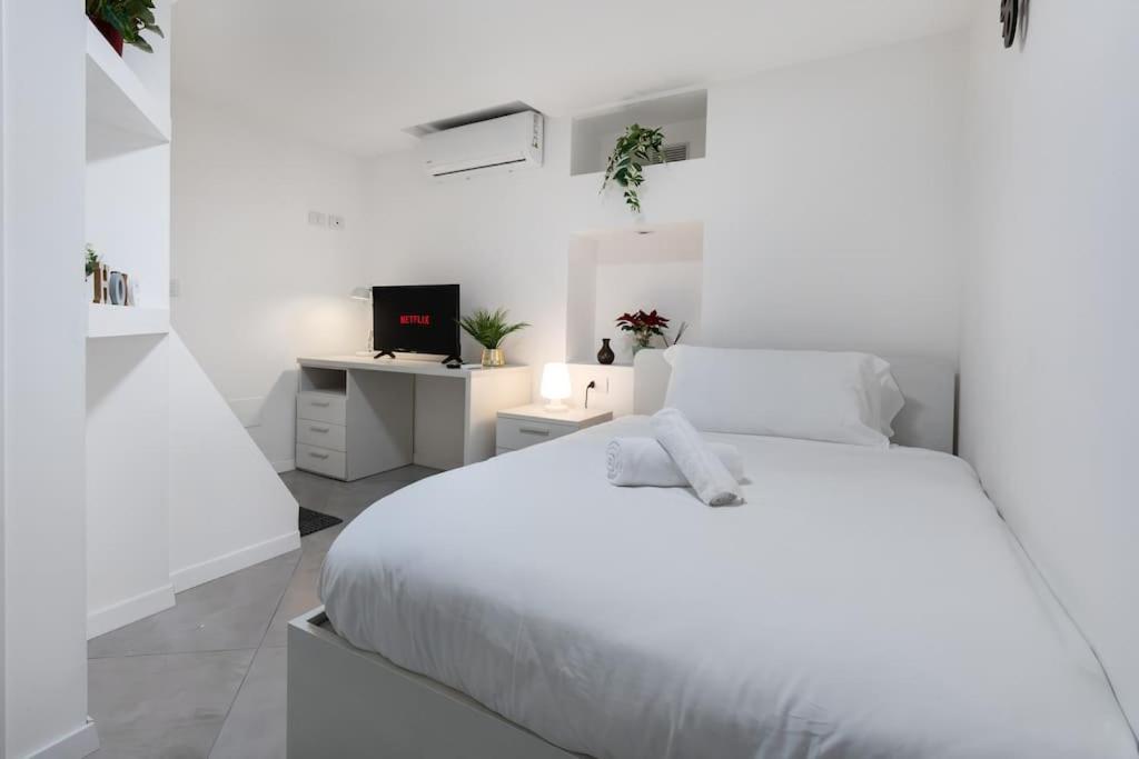 Apartment Three-suite With Free Netflix And Fast Wifi Milan