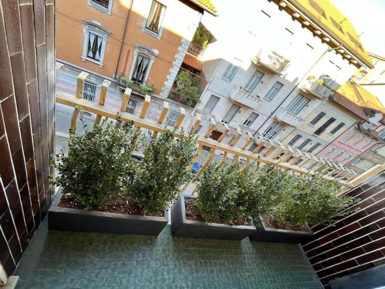 Apartment Maison Bleue- Romantic Flat,apt Near M1 -duomo 2 Fermate -centro