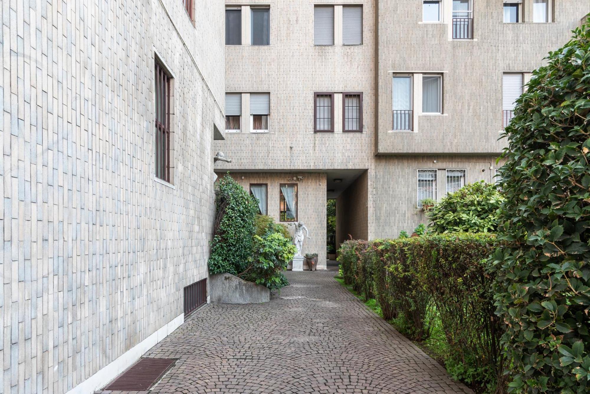 Conchetta Flexyrent - Aircon - Wifi - Navigli Apartment Milan
