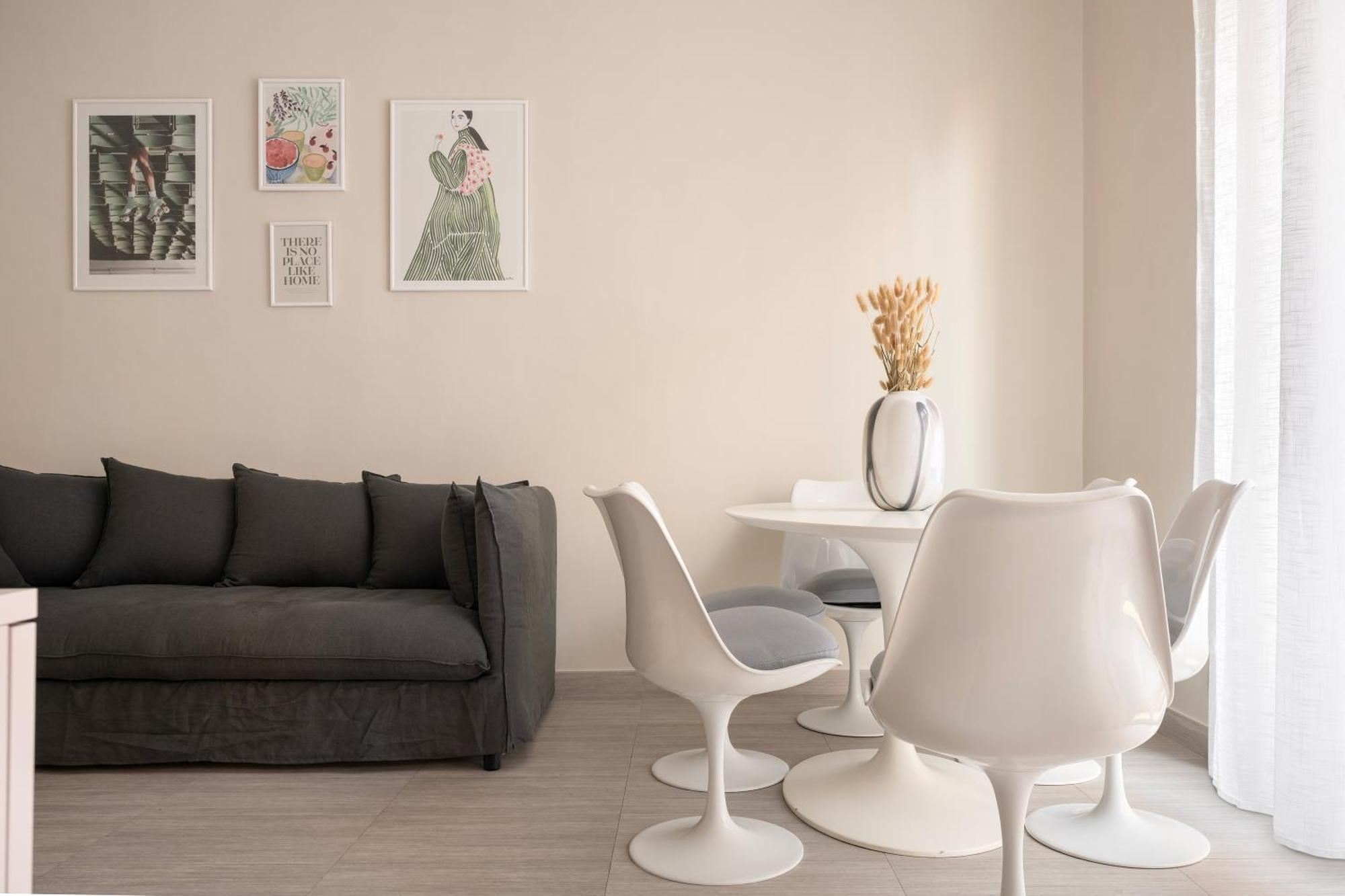 Santa Tecla Living Carnaghi 14 Apartment