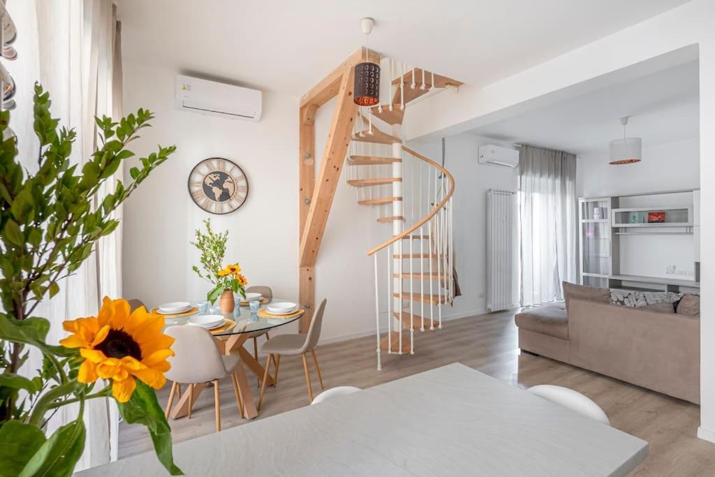 Cozy Appartament 1 Min From New Mm4 Argonne Apartment