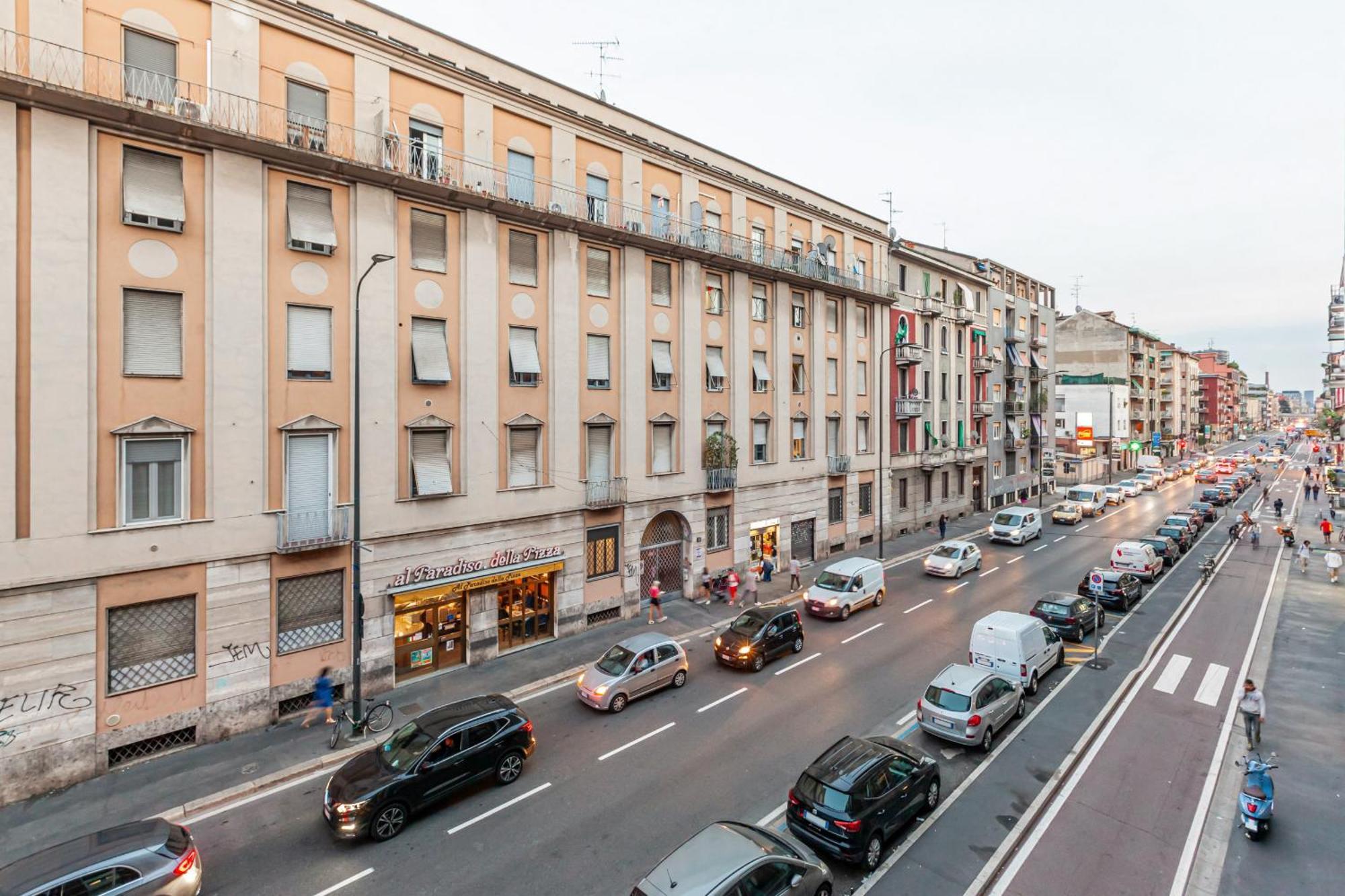 Affori Centro Metro Con Camera E Cucina Apartment