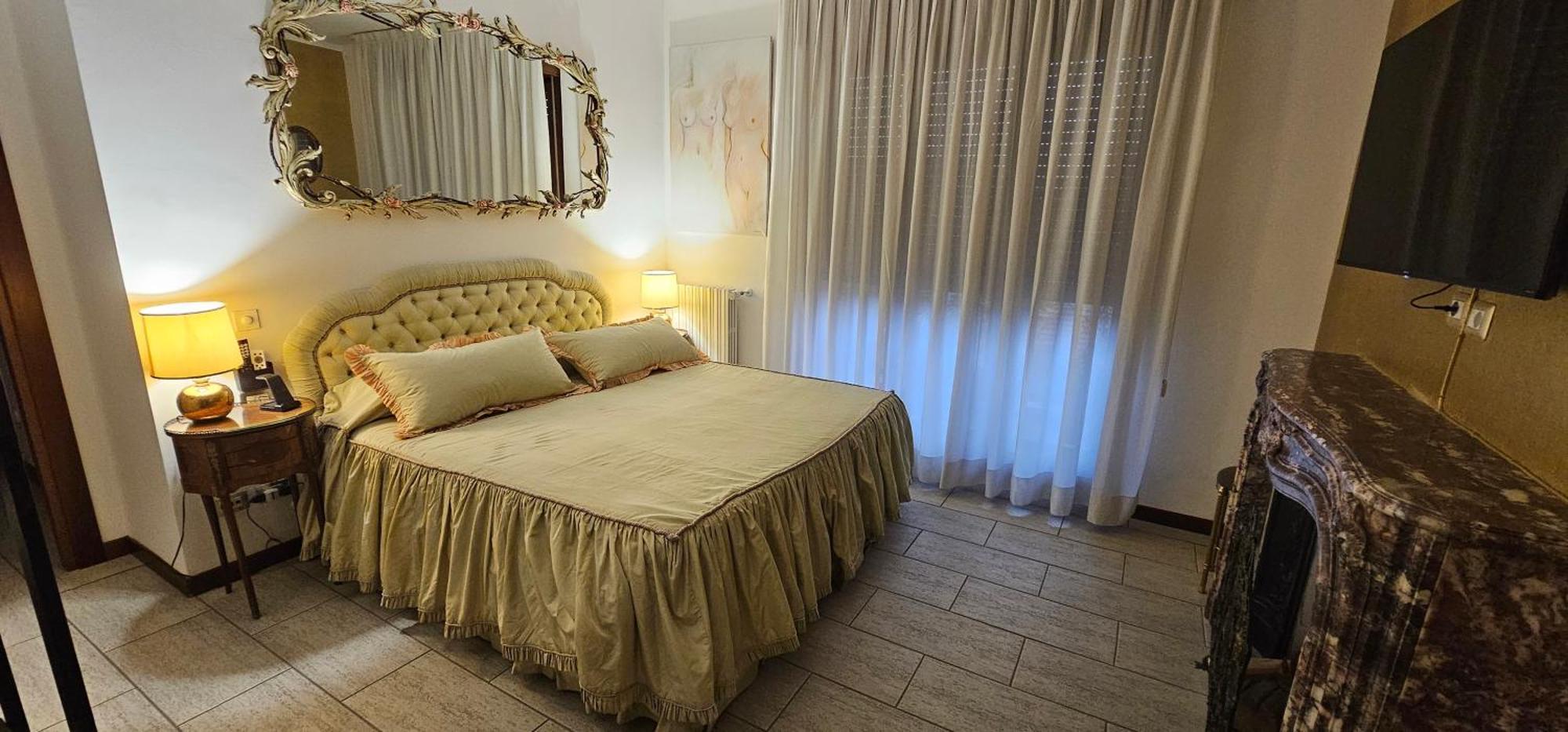 Ideal For Families,pets,business Apartment Mailand