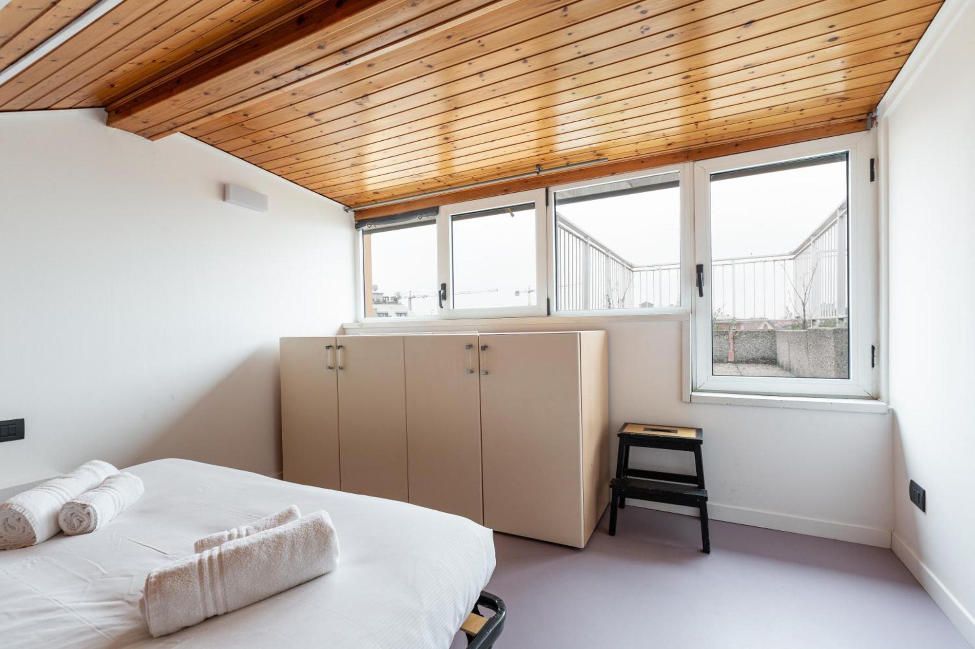 Magenta Long Let Apts Milan