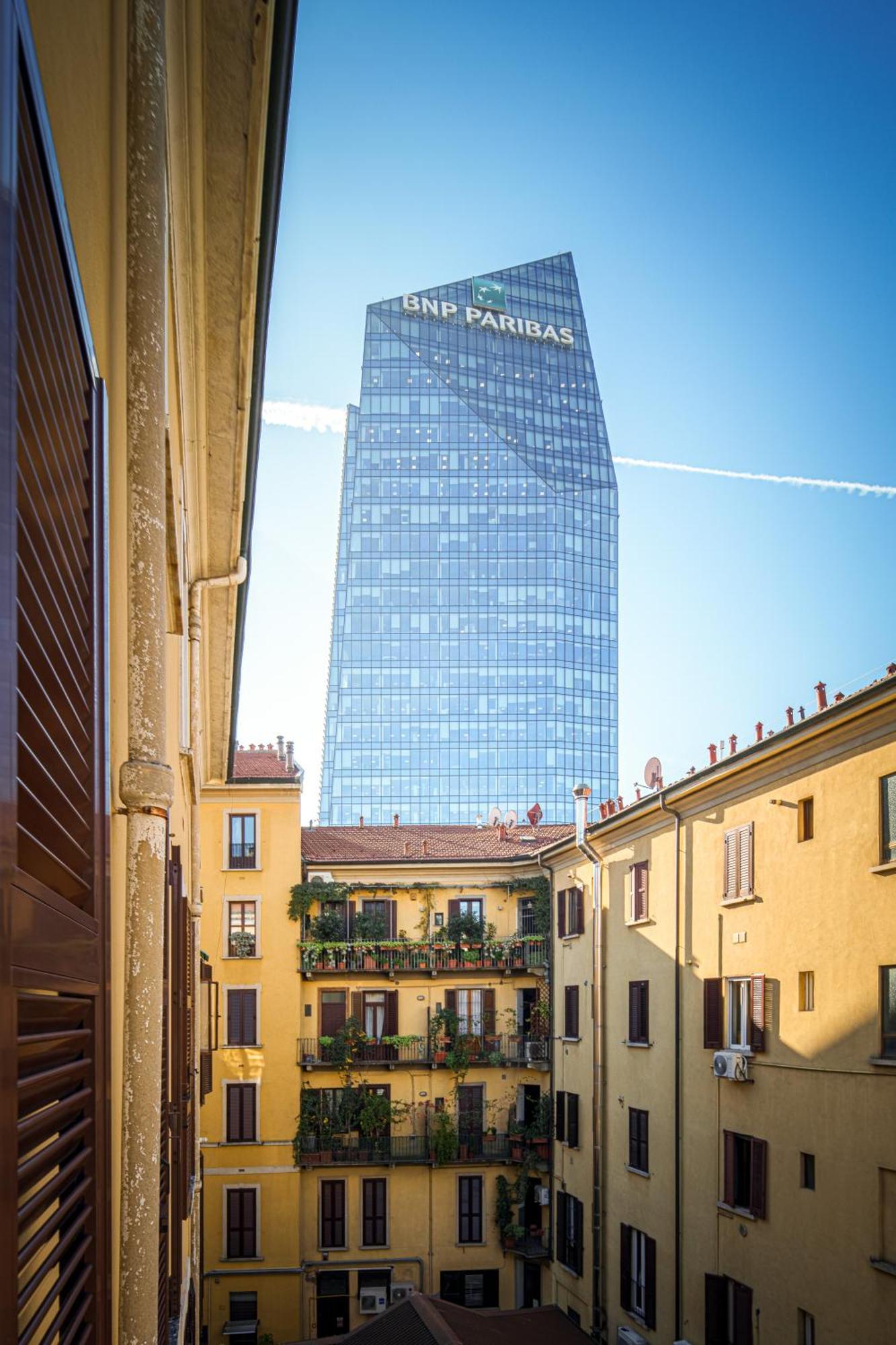 Accomodo Miq41 Quadrivano Mailand