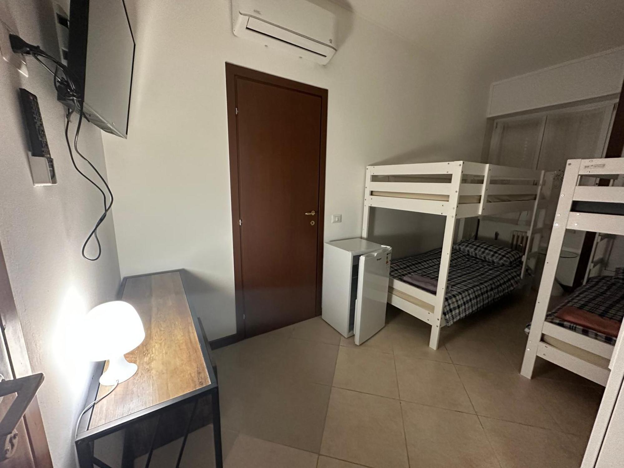 Gigli, Con Cucina In Comune E Terrazza Guest house *