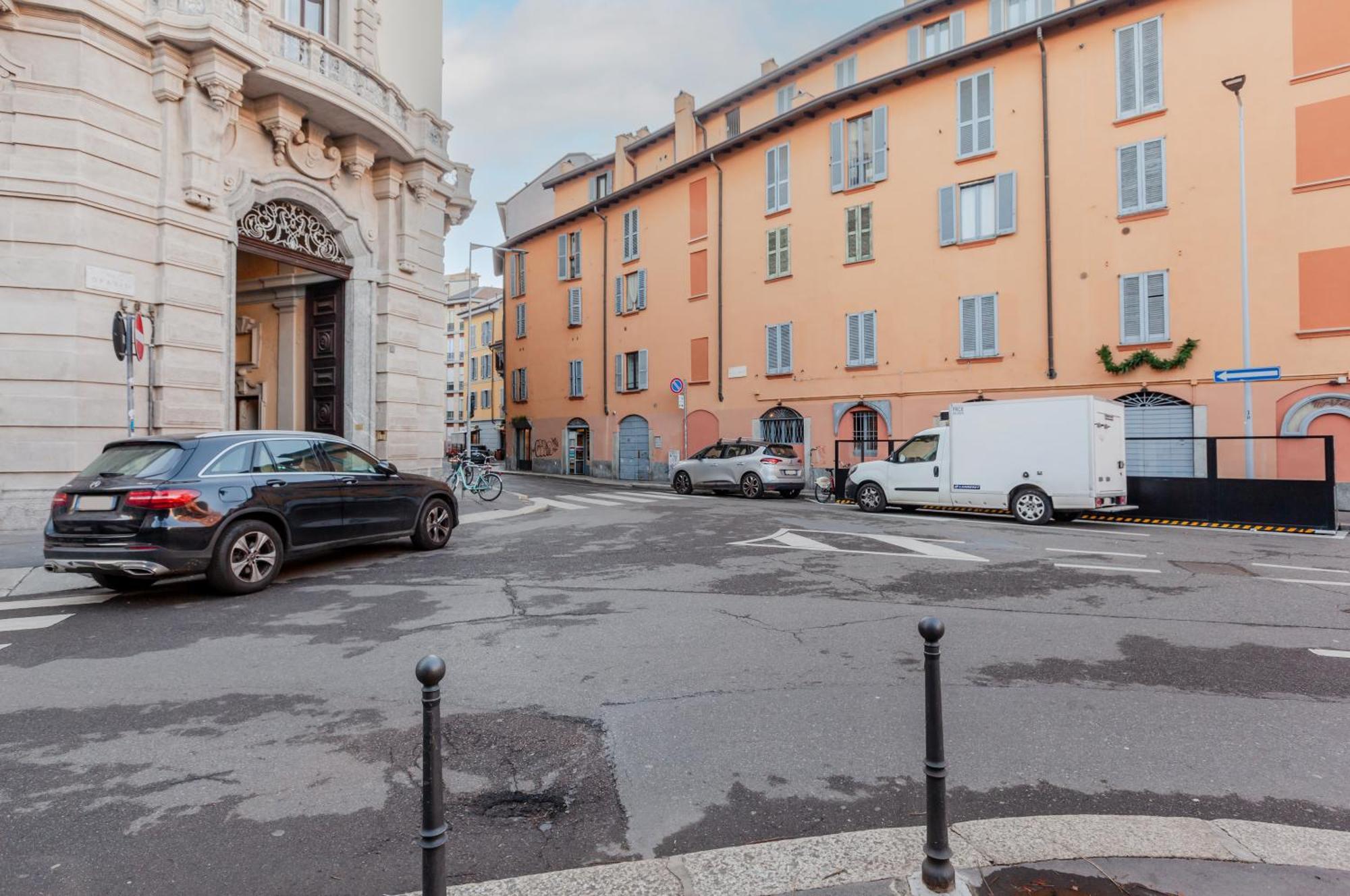 Sant Ambrogio Lovely Flat *